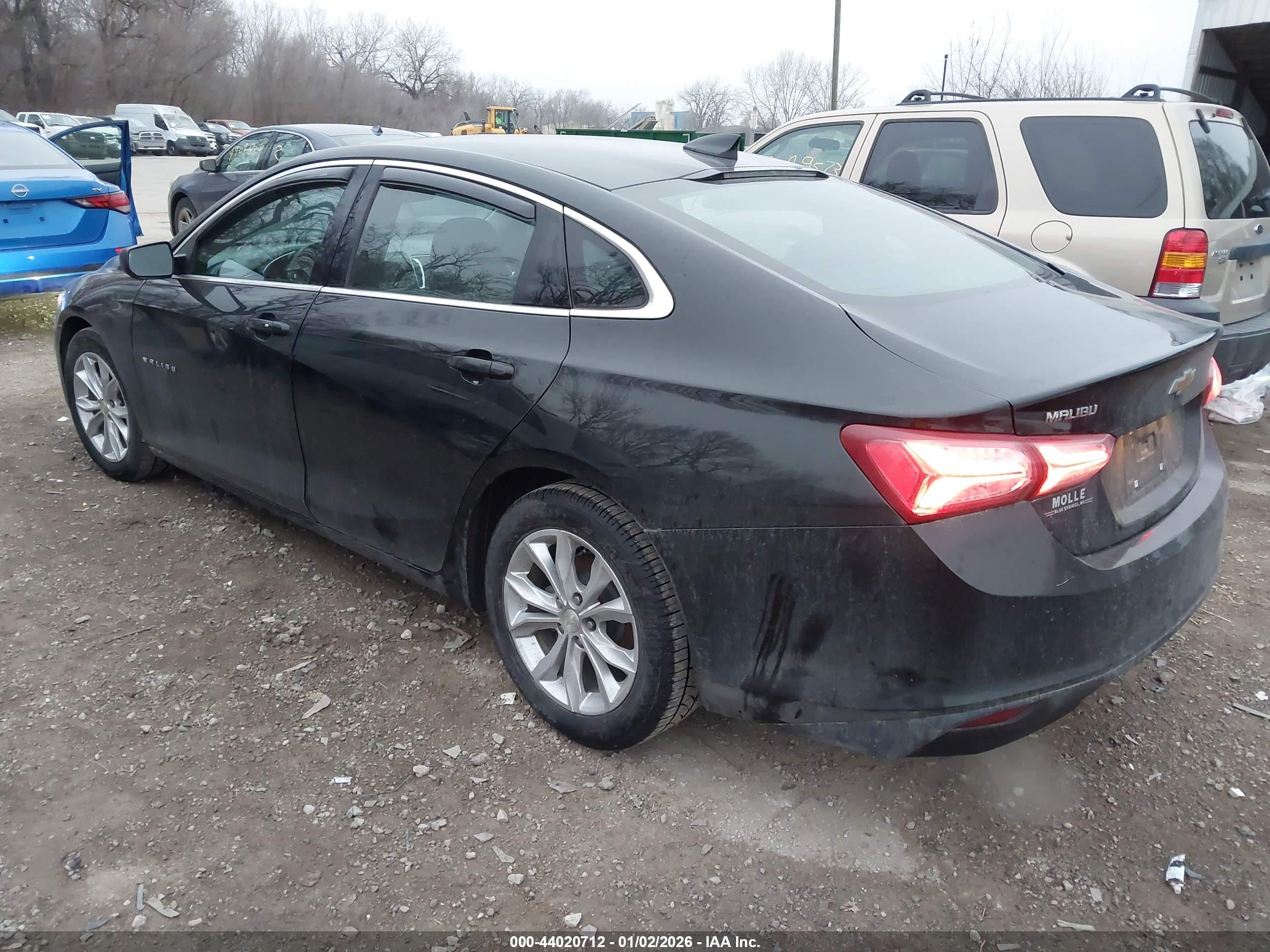 CHEVROLET MALIBU image 3