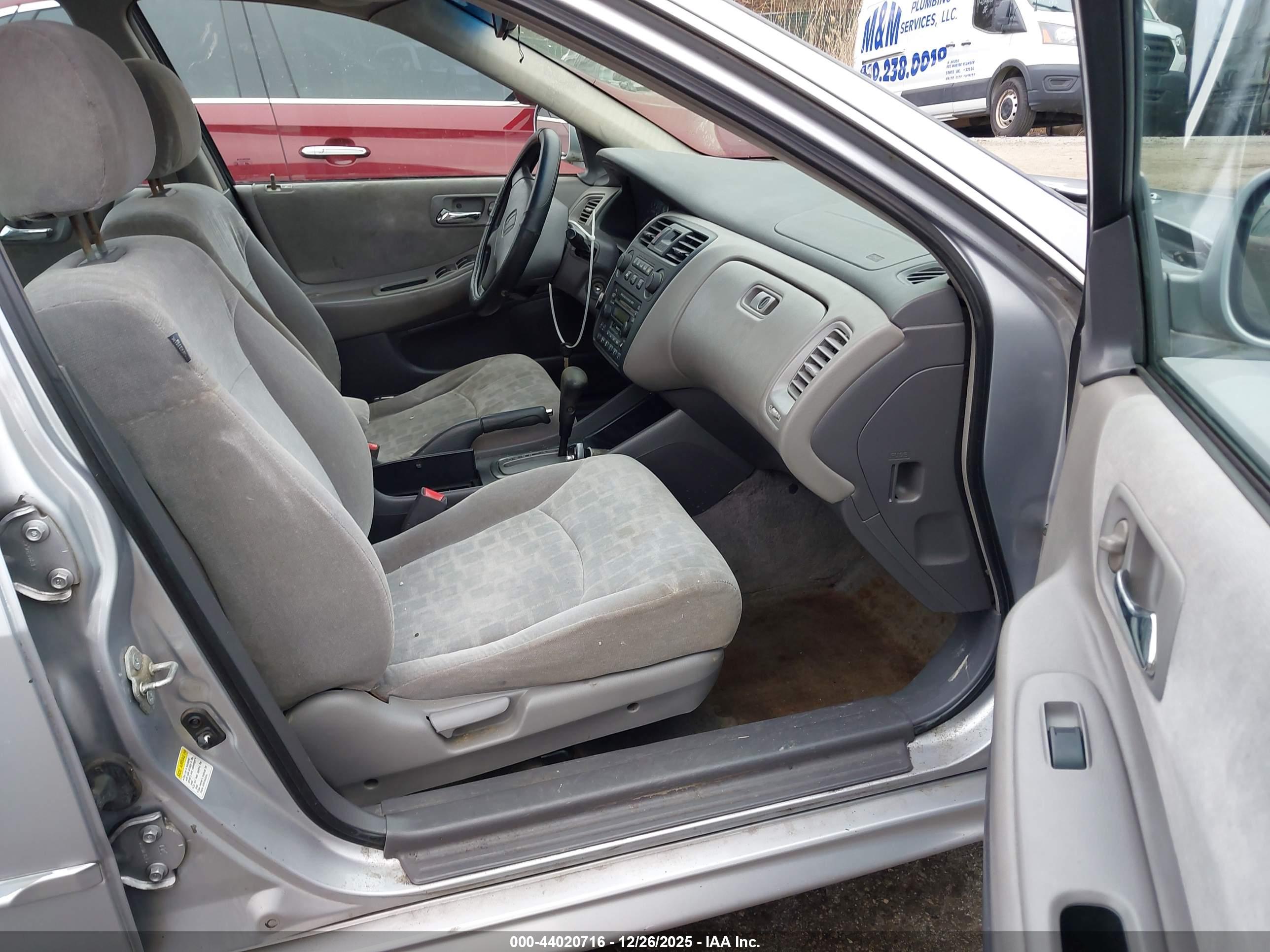 HONDA ACCORD image 5