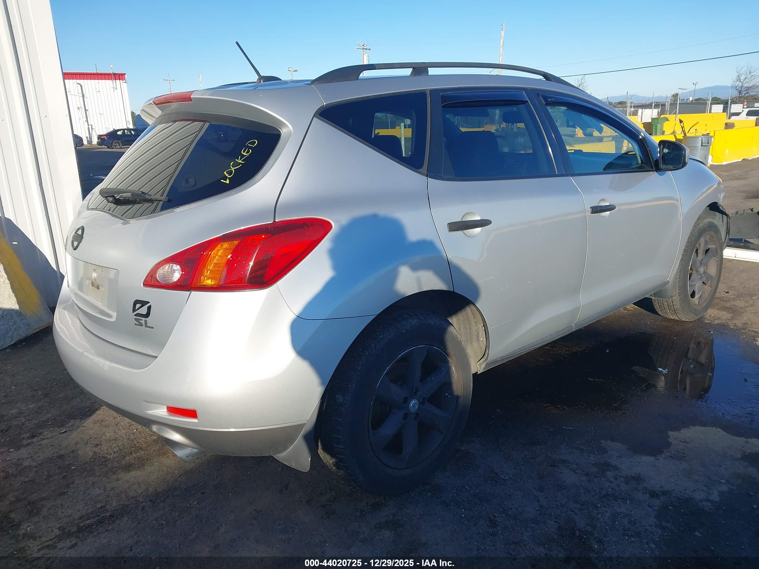NISSAN MURANO image 4