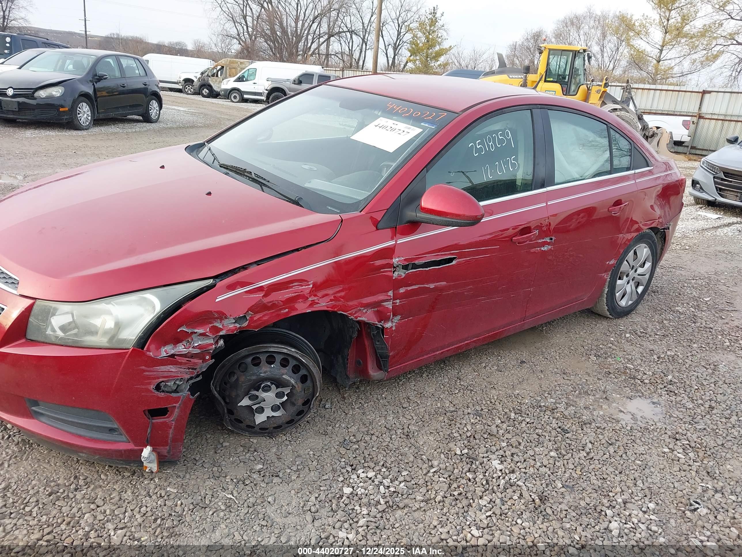 CHEVROLET CRUZE image 6