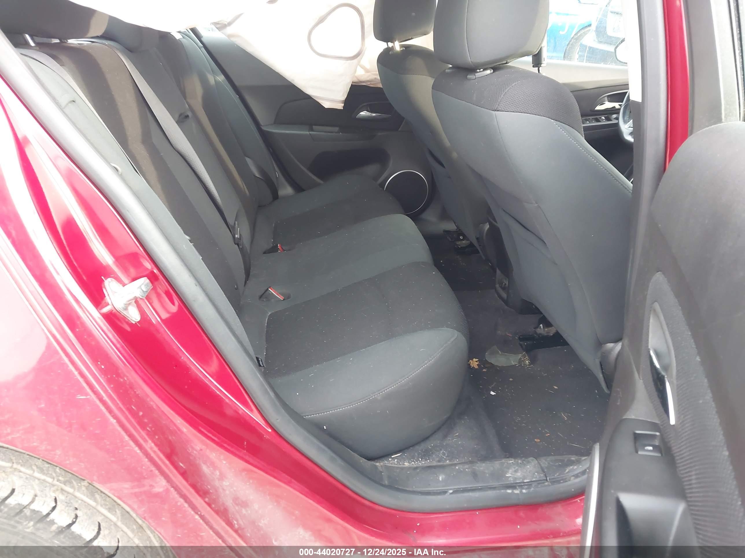 CHEVROLET CRUZE image 8