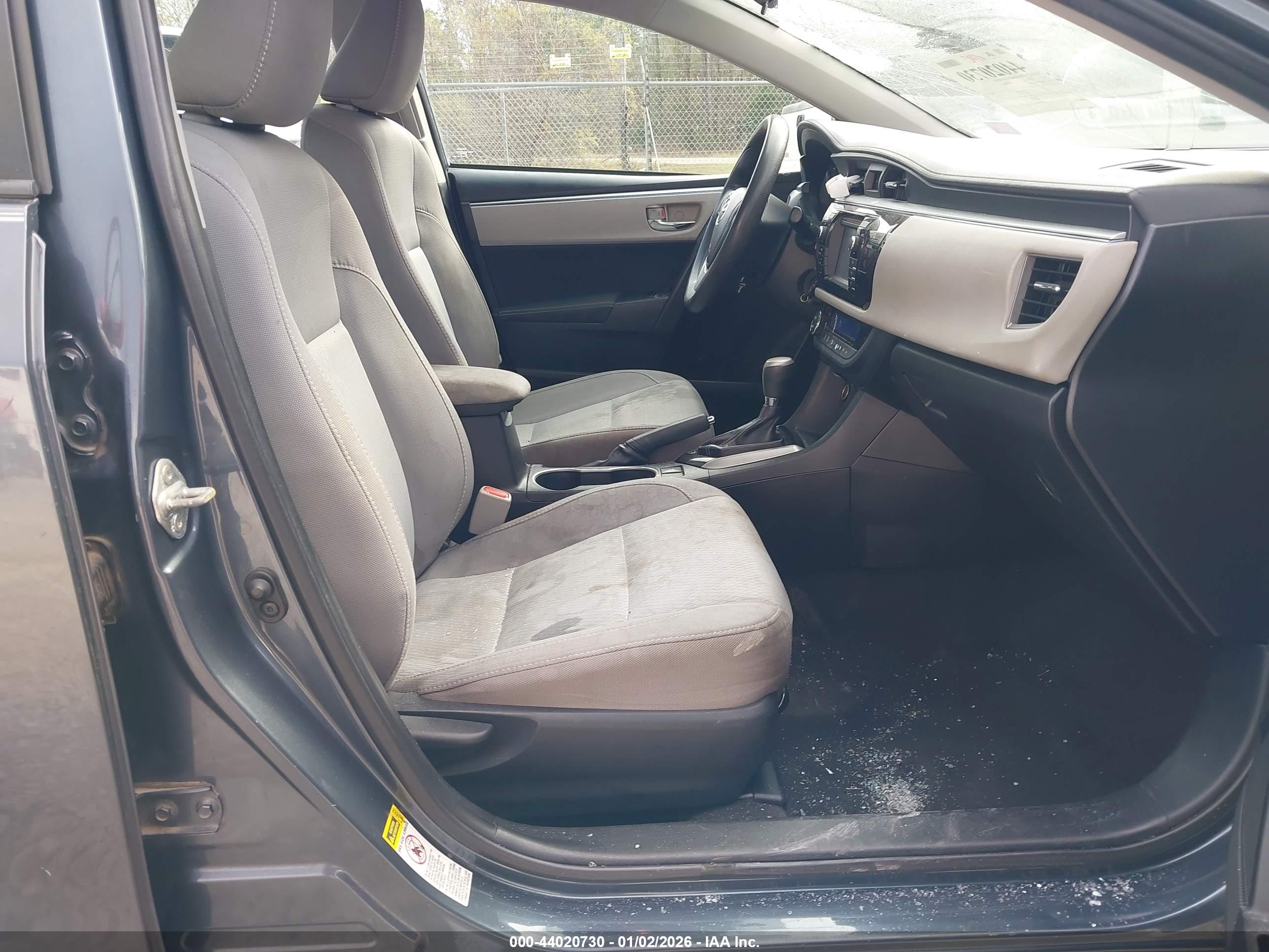TOYOTA COROLLA image 5