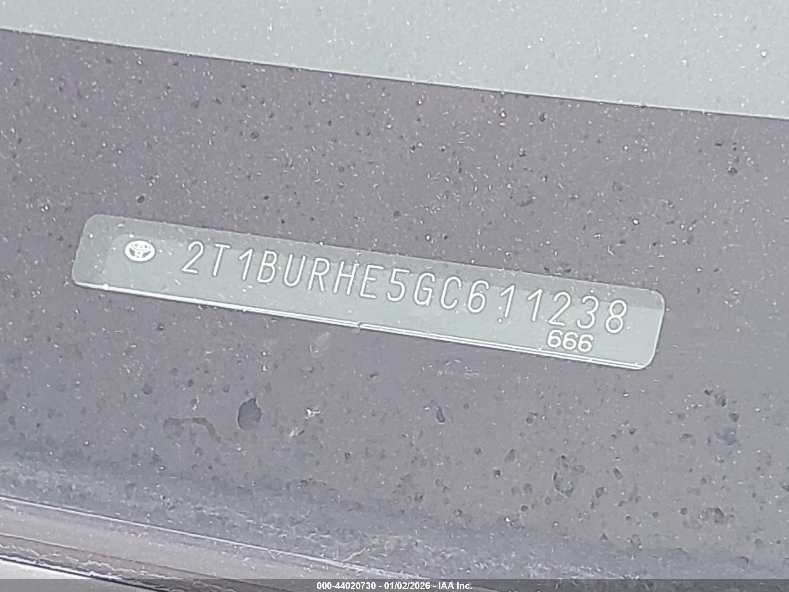 TOYOTA COROLLA image 9