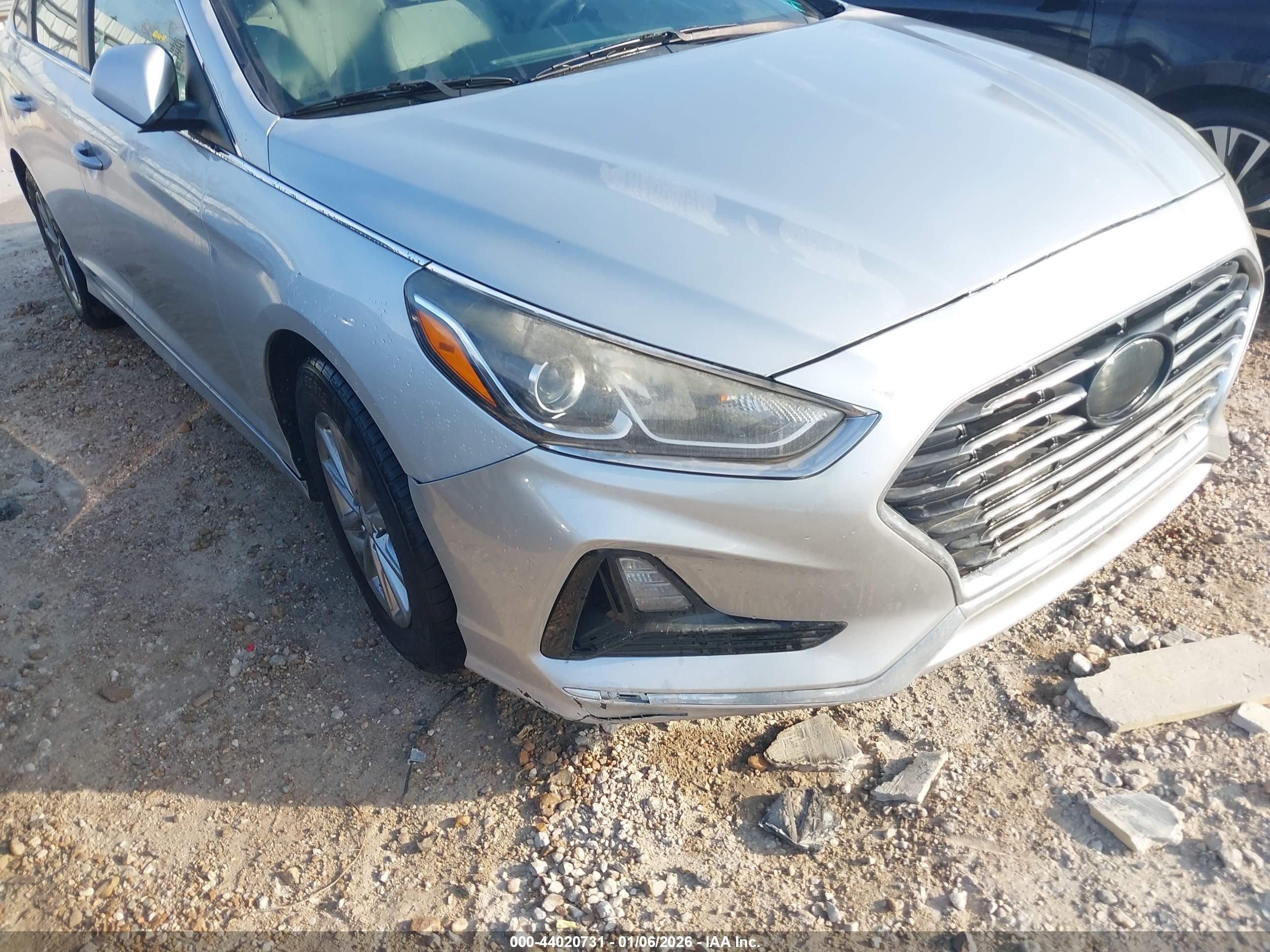 HYUNDAI SONATA image 6
