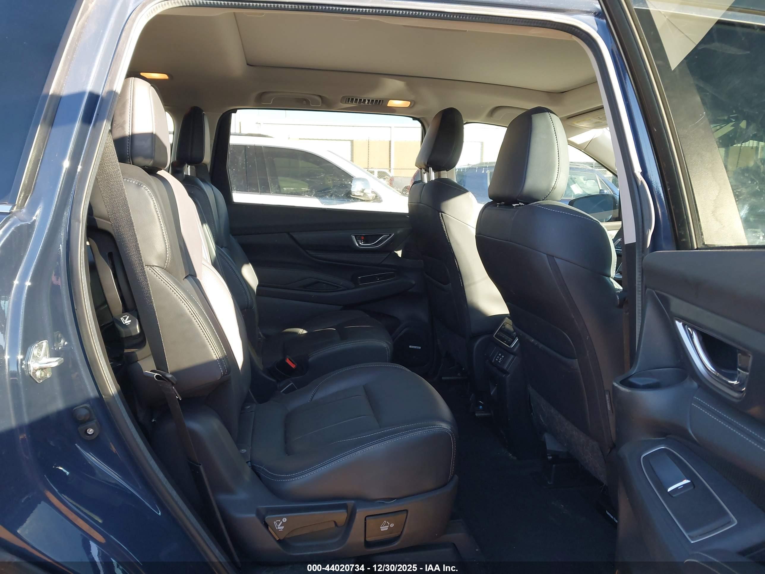 SUBARU ASCENT image 8