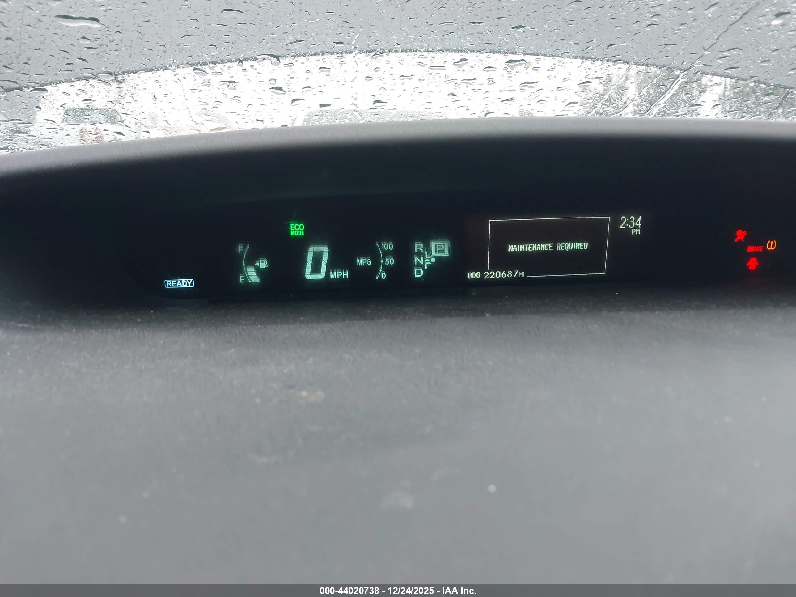TOYOTA PRIUS image 7