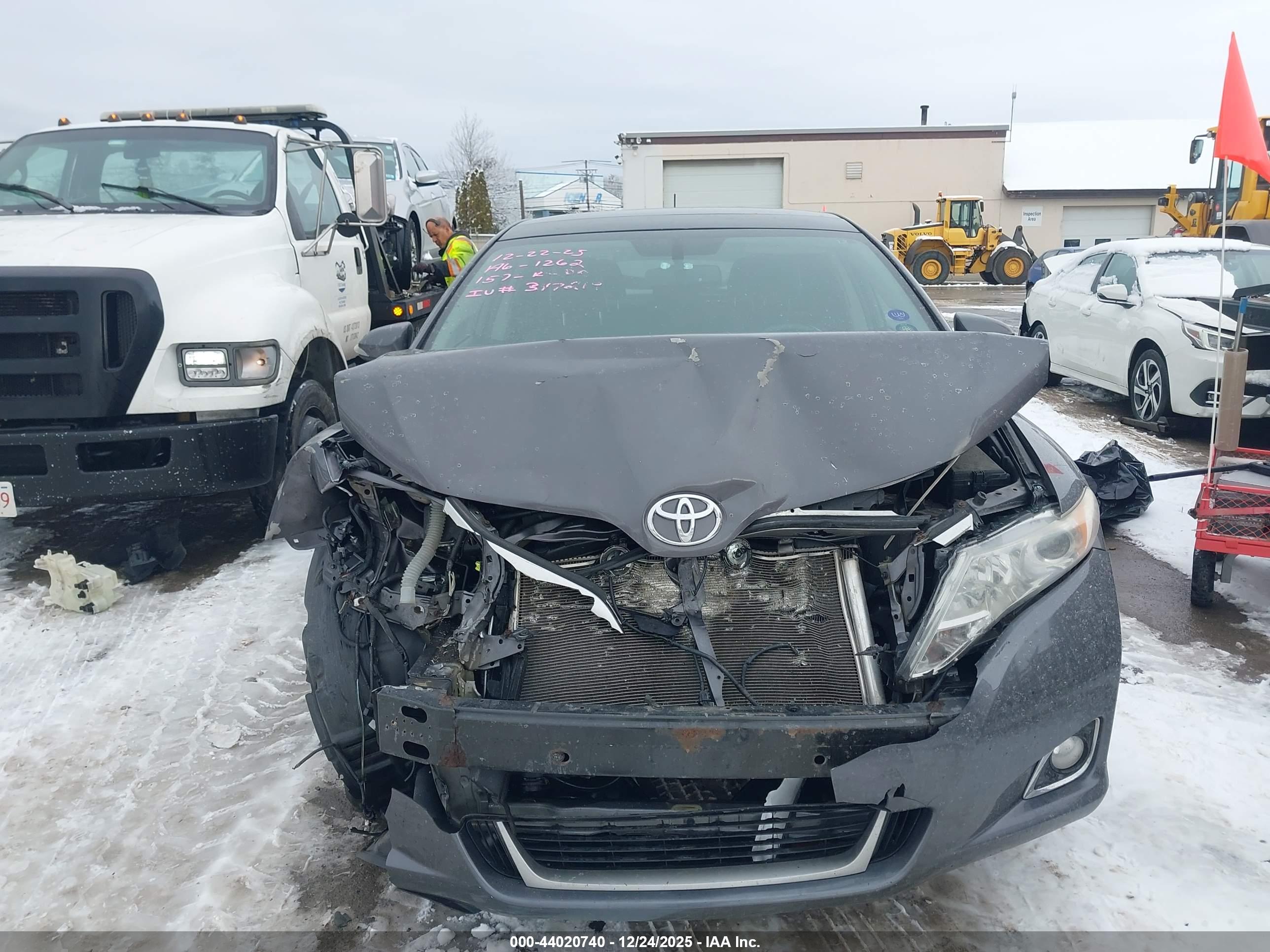 TOYOTA VENZA image 6