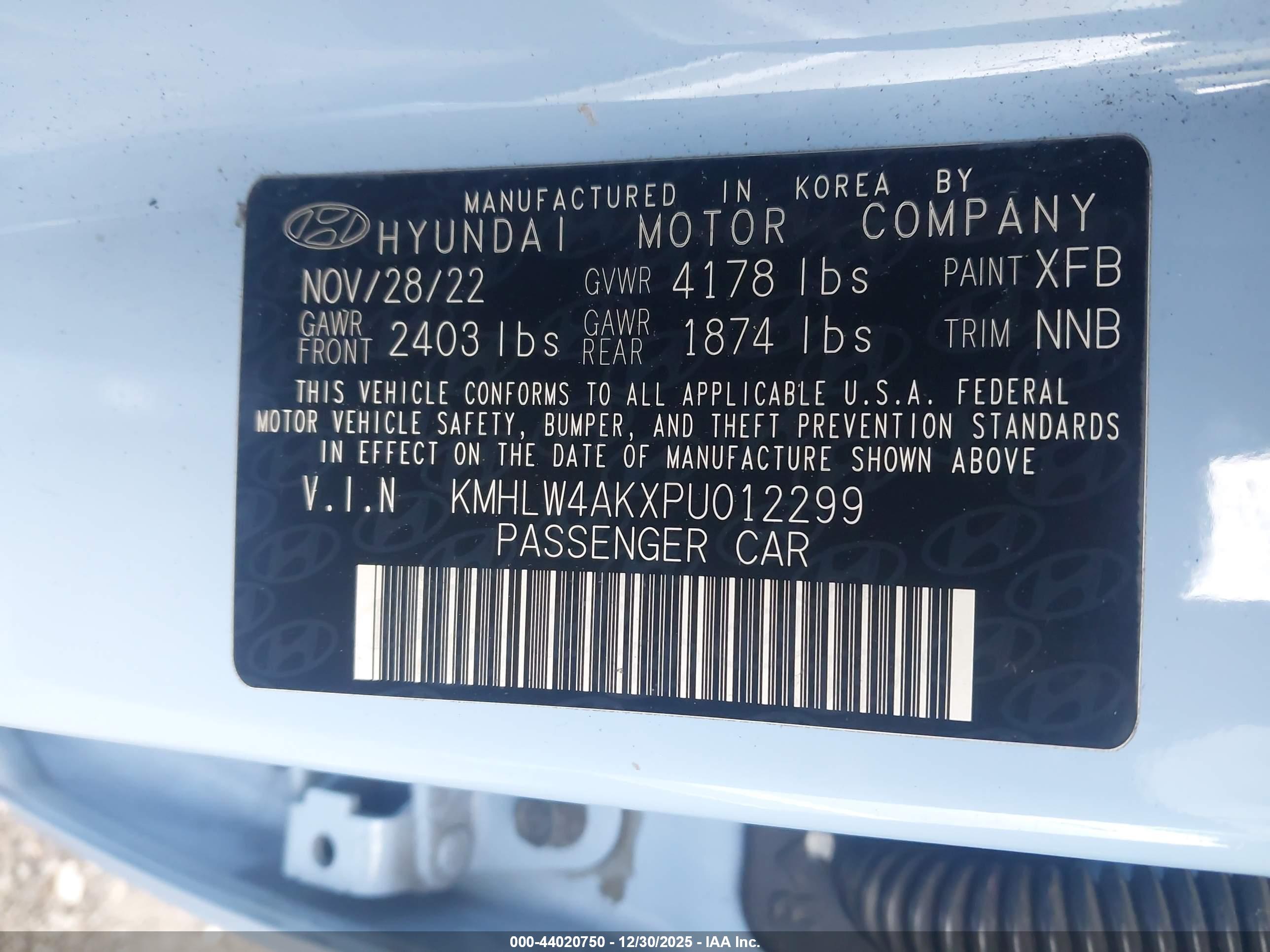 HYUNDAI ELANTRA image 9