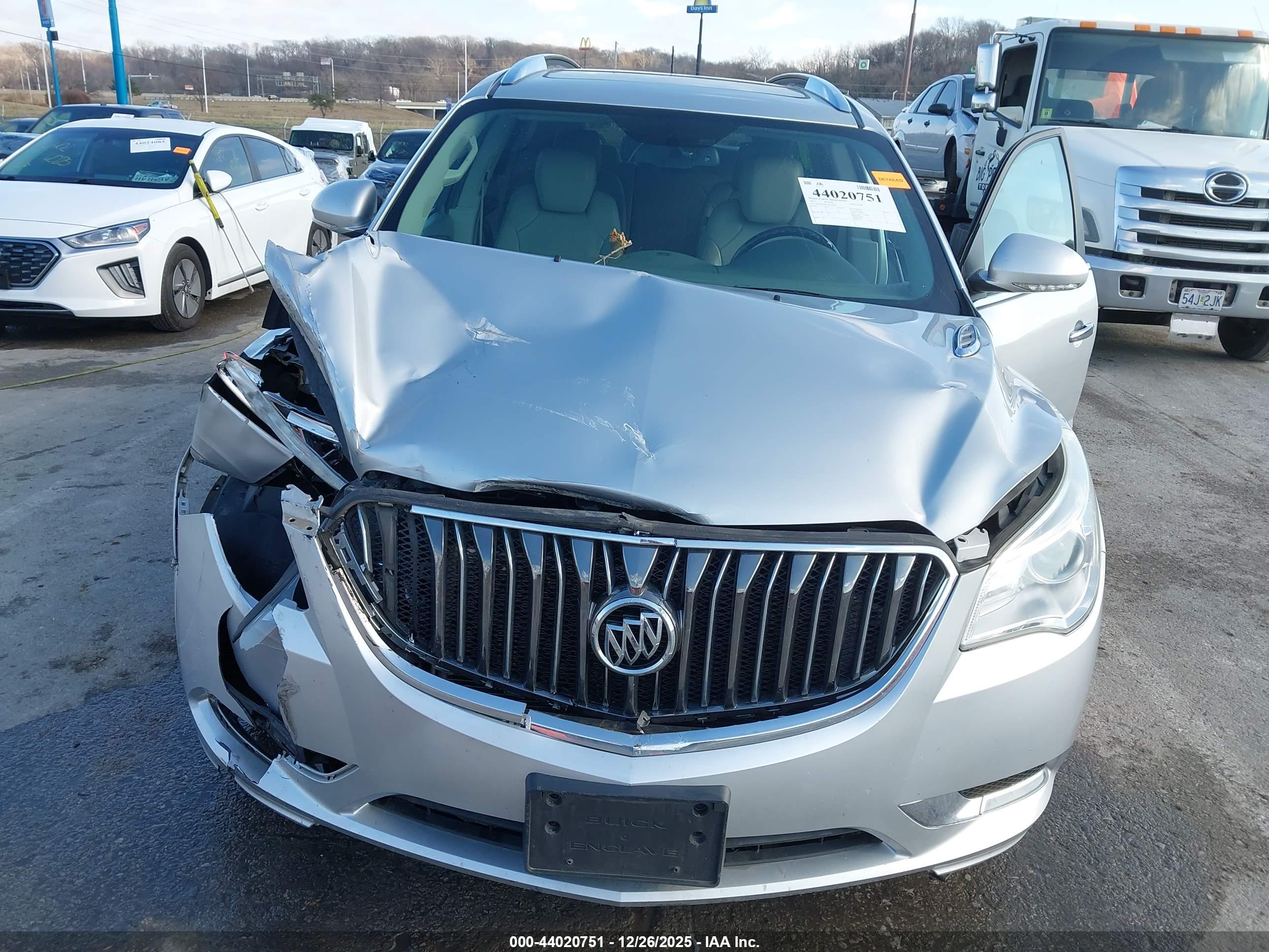 BUICK ENCLAVE image 6