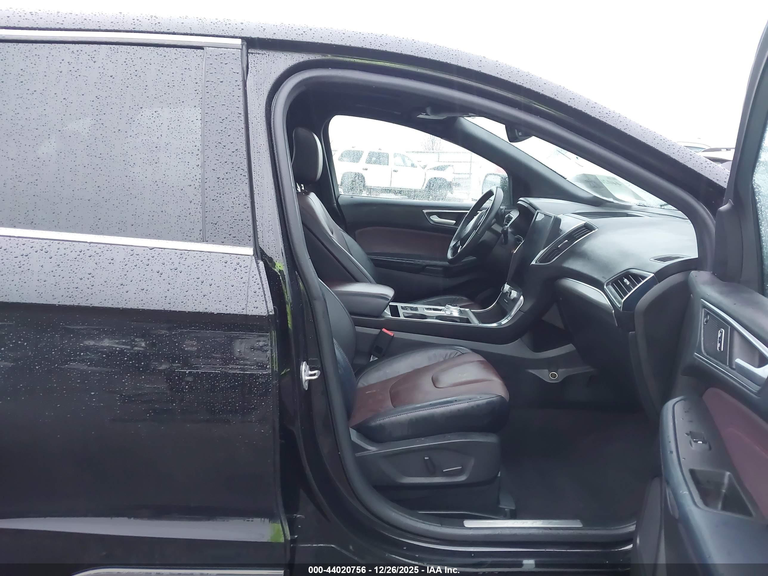 FORD EDGE image 5