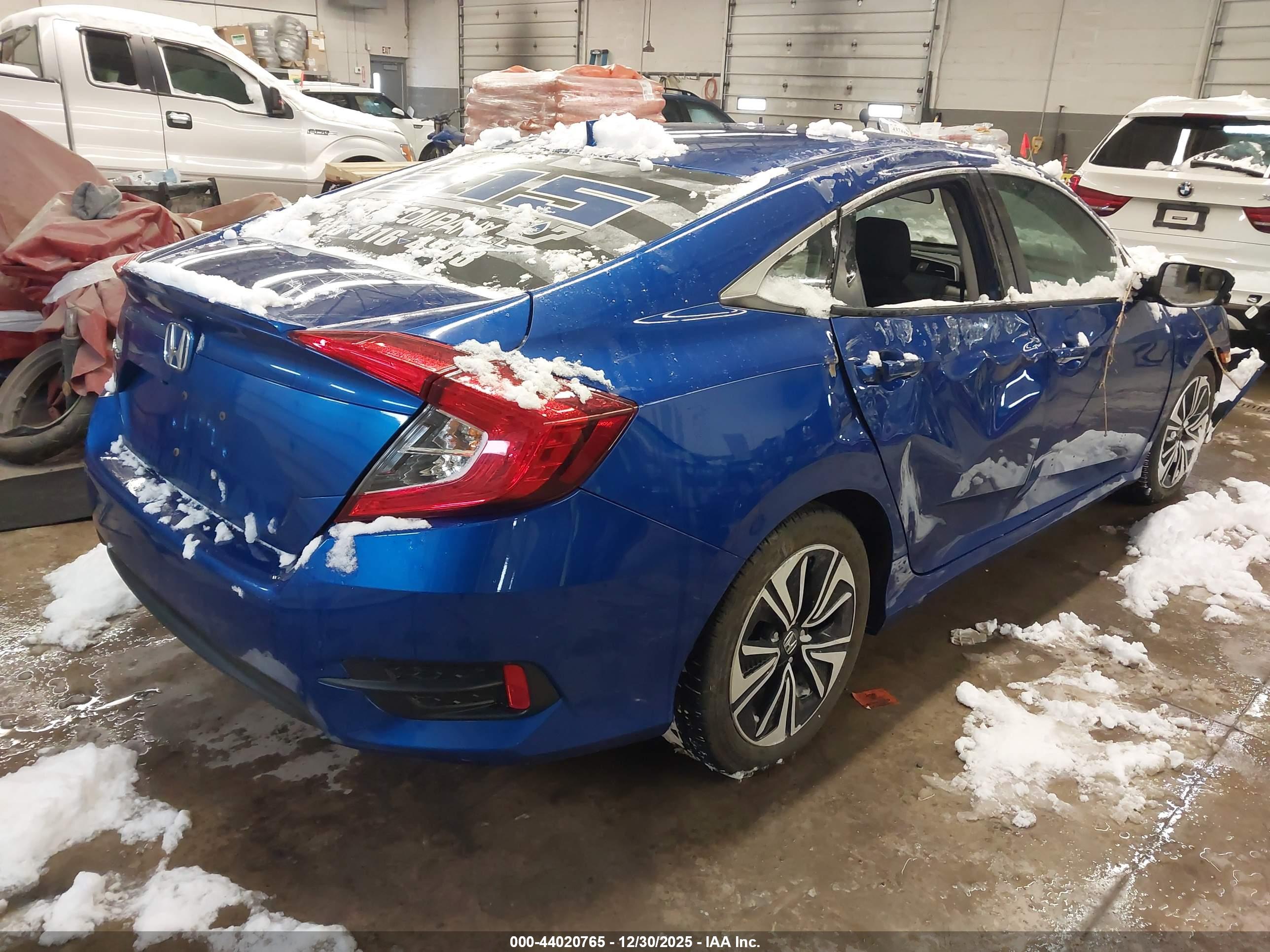 HONDA CIVIC image 4