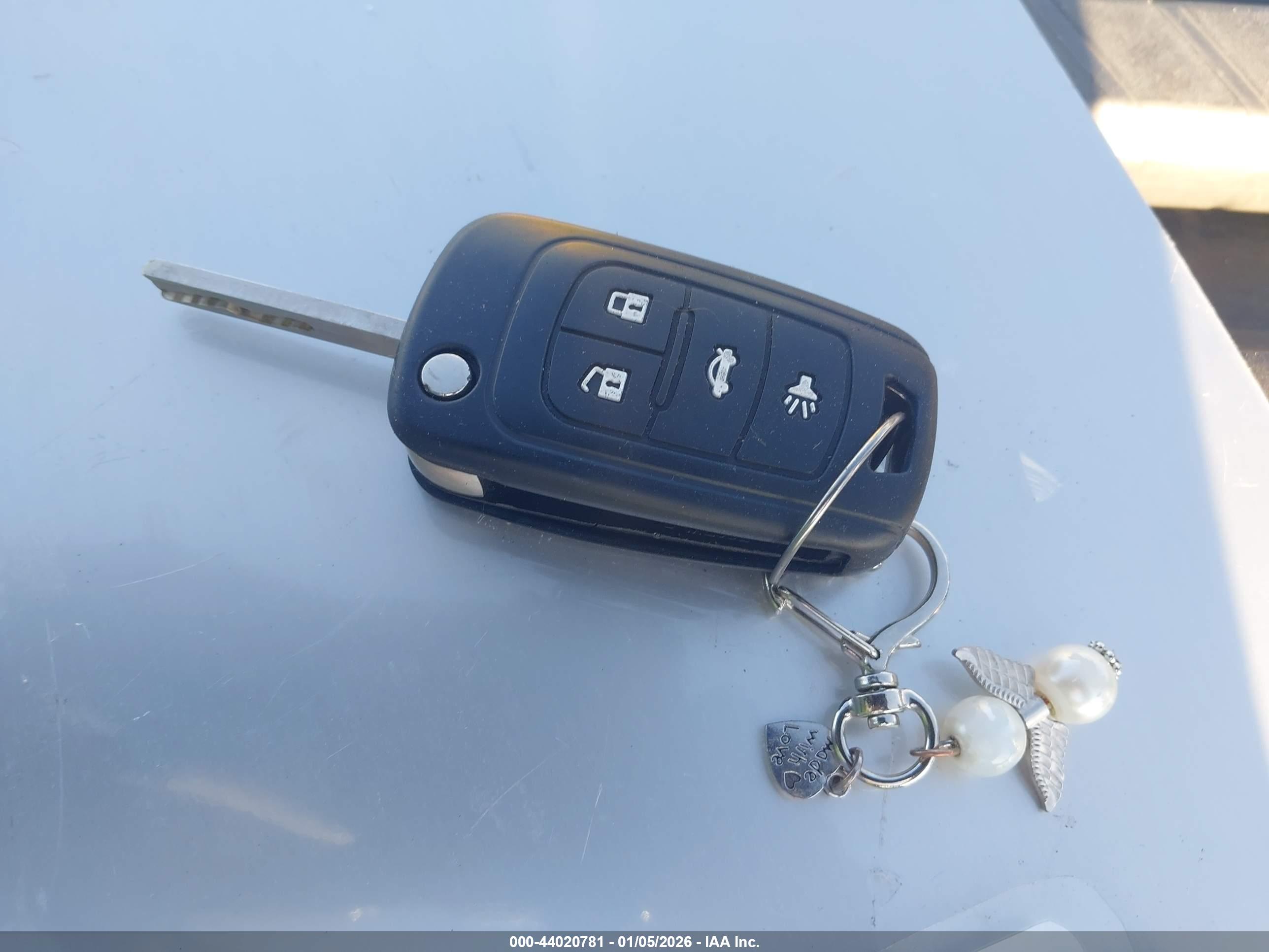 GMC TERRAIN image 11
