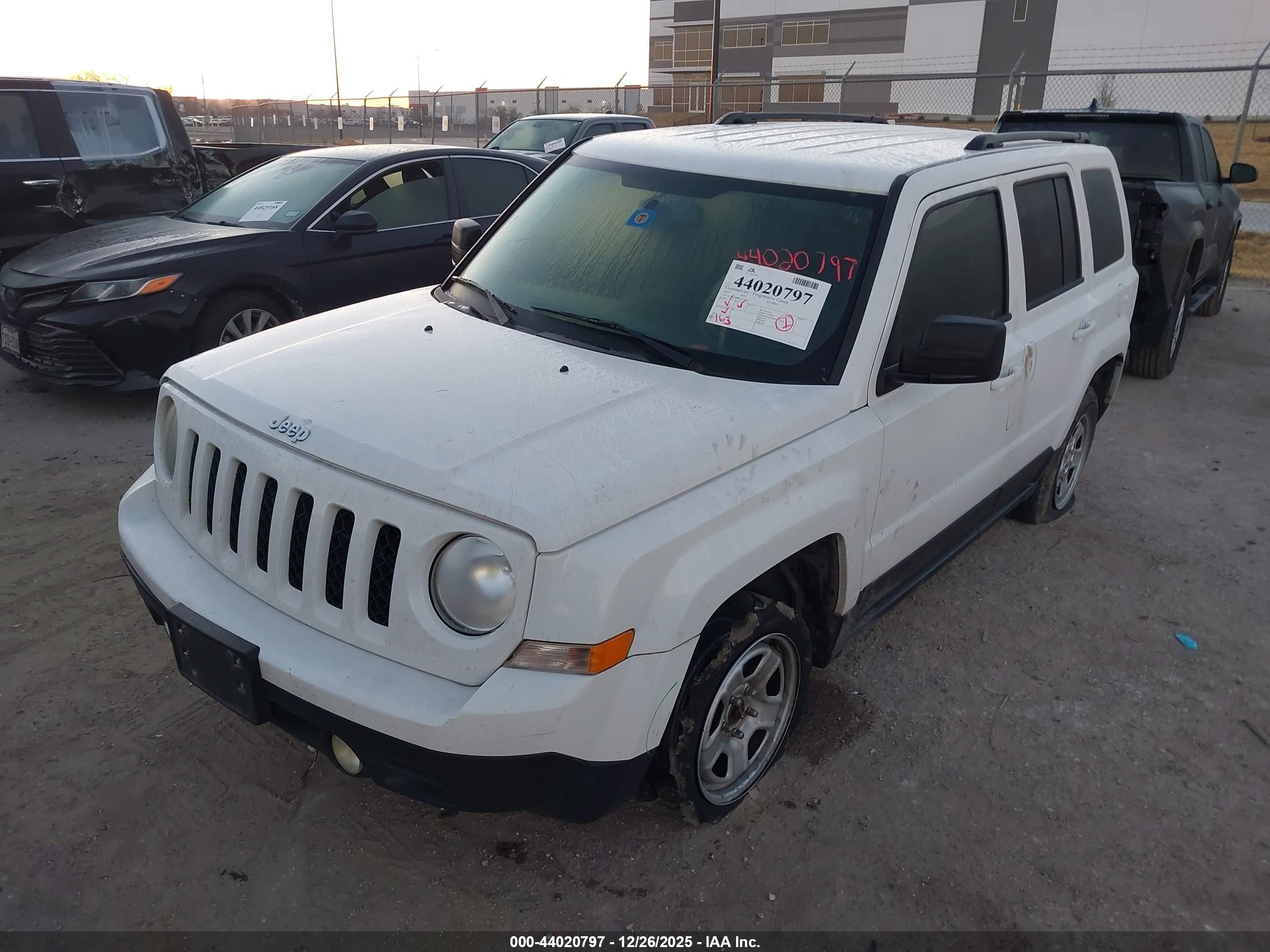 JEEP PATRIOT image 2