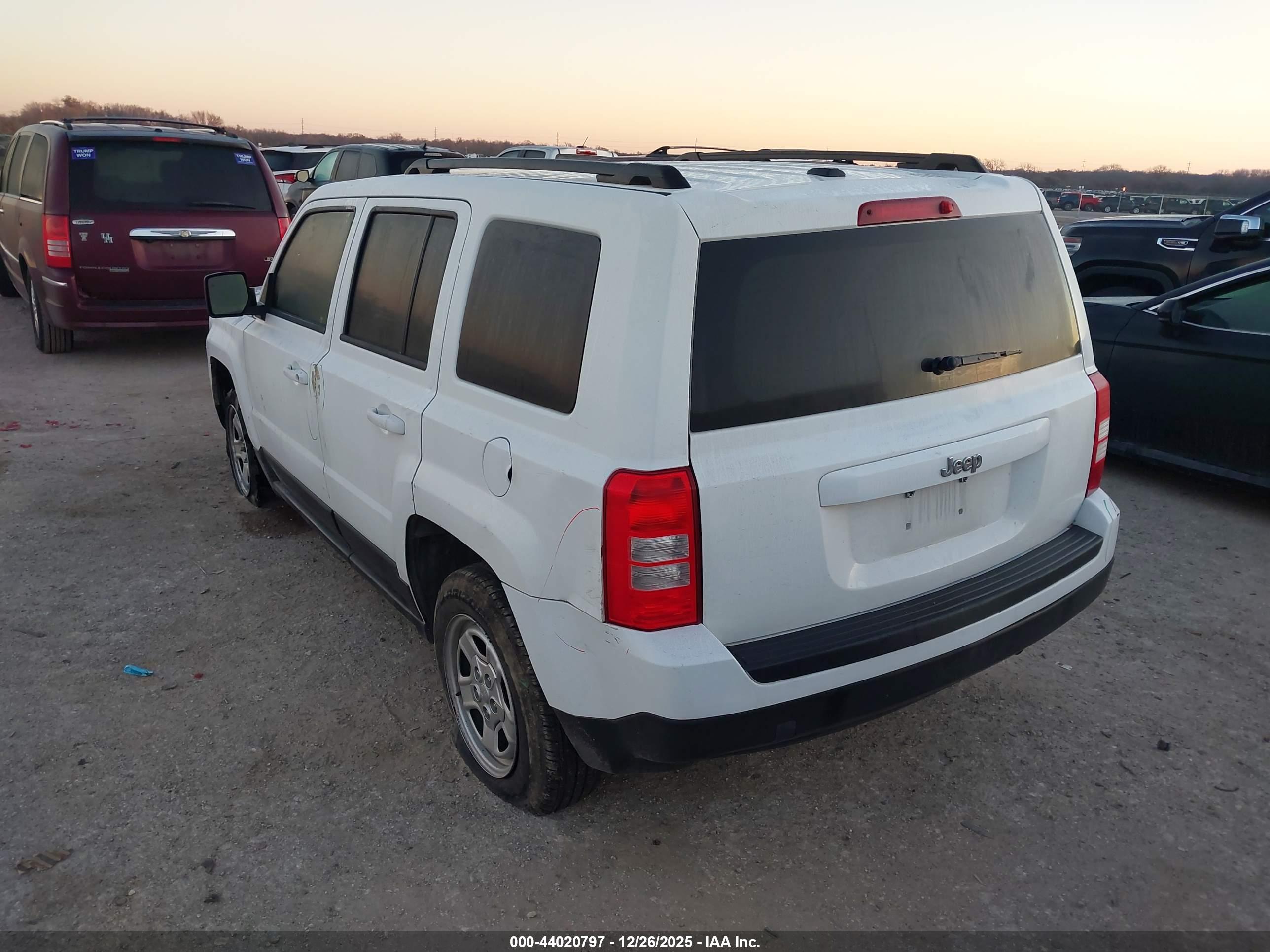 JEEP PATRIOT image 3