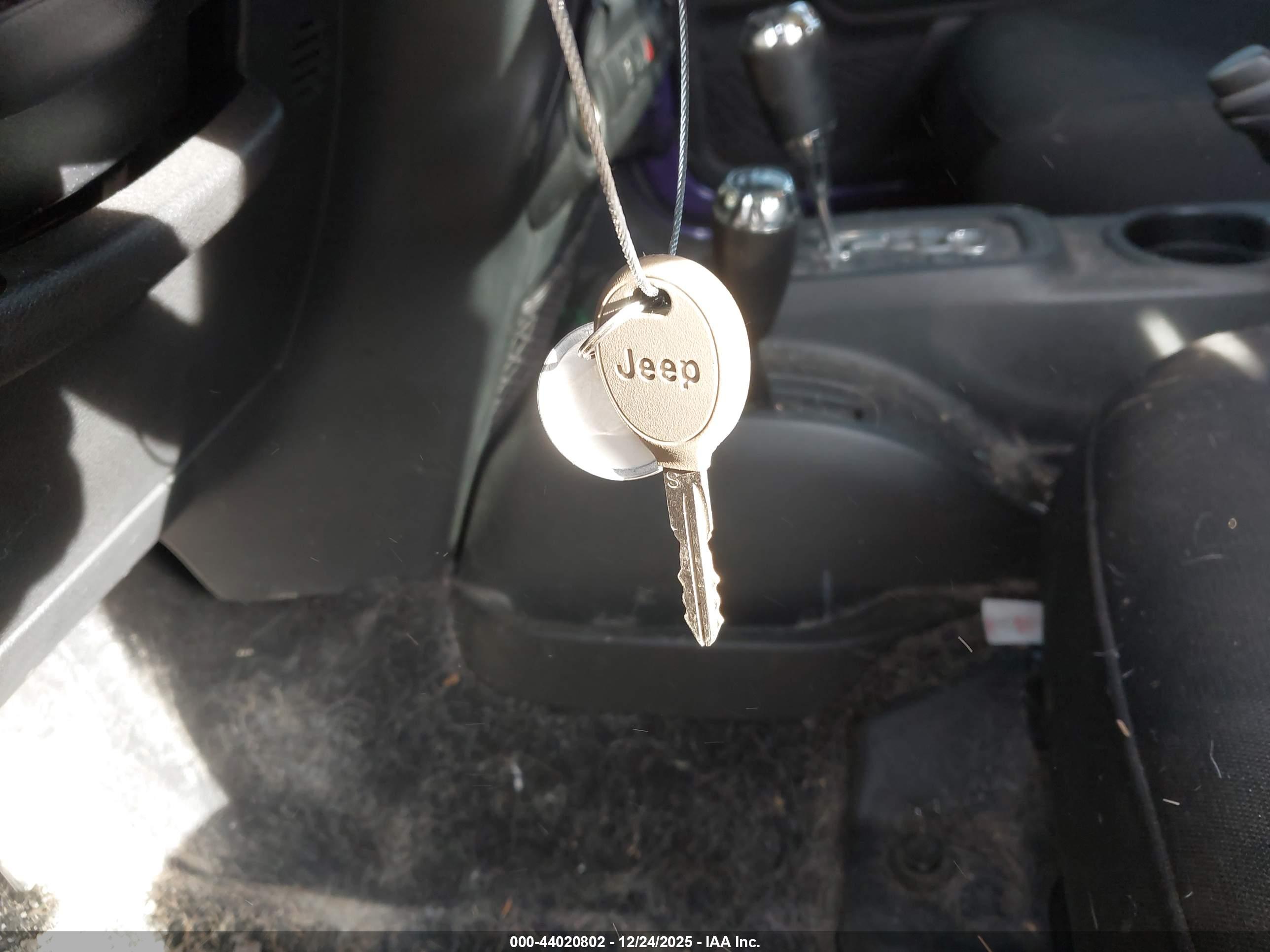 JEEP WRANGLER image 11