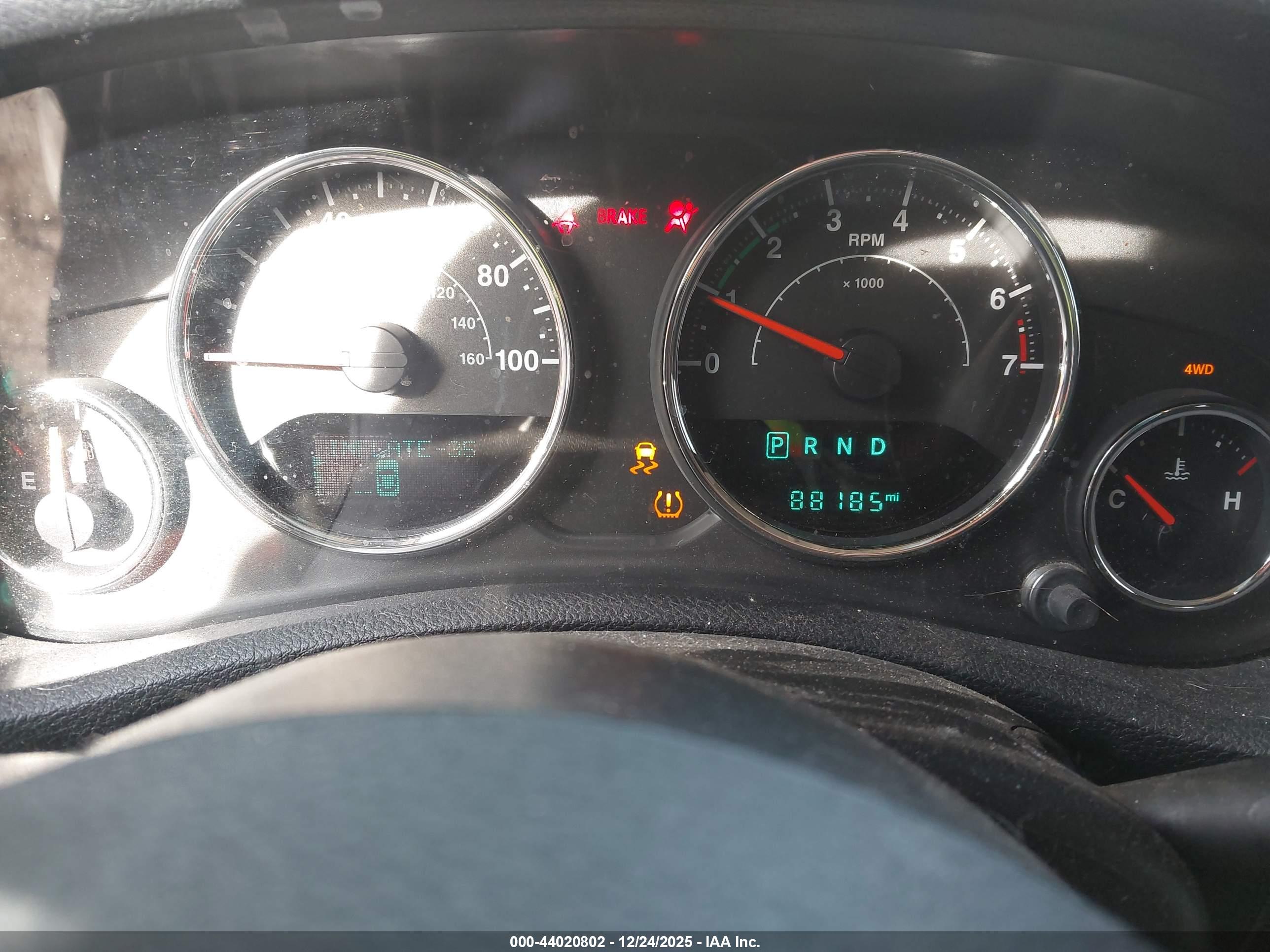 JEEP WRANGLER image 7
