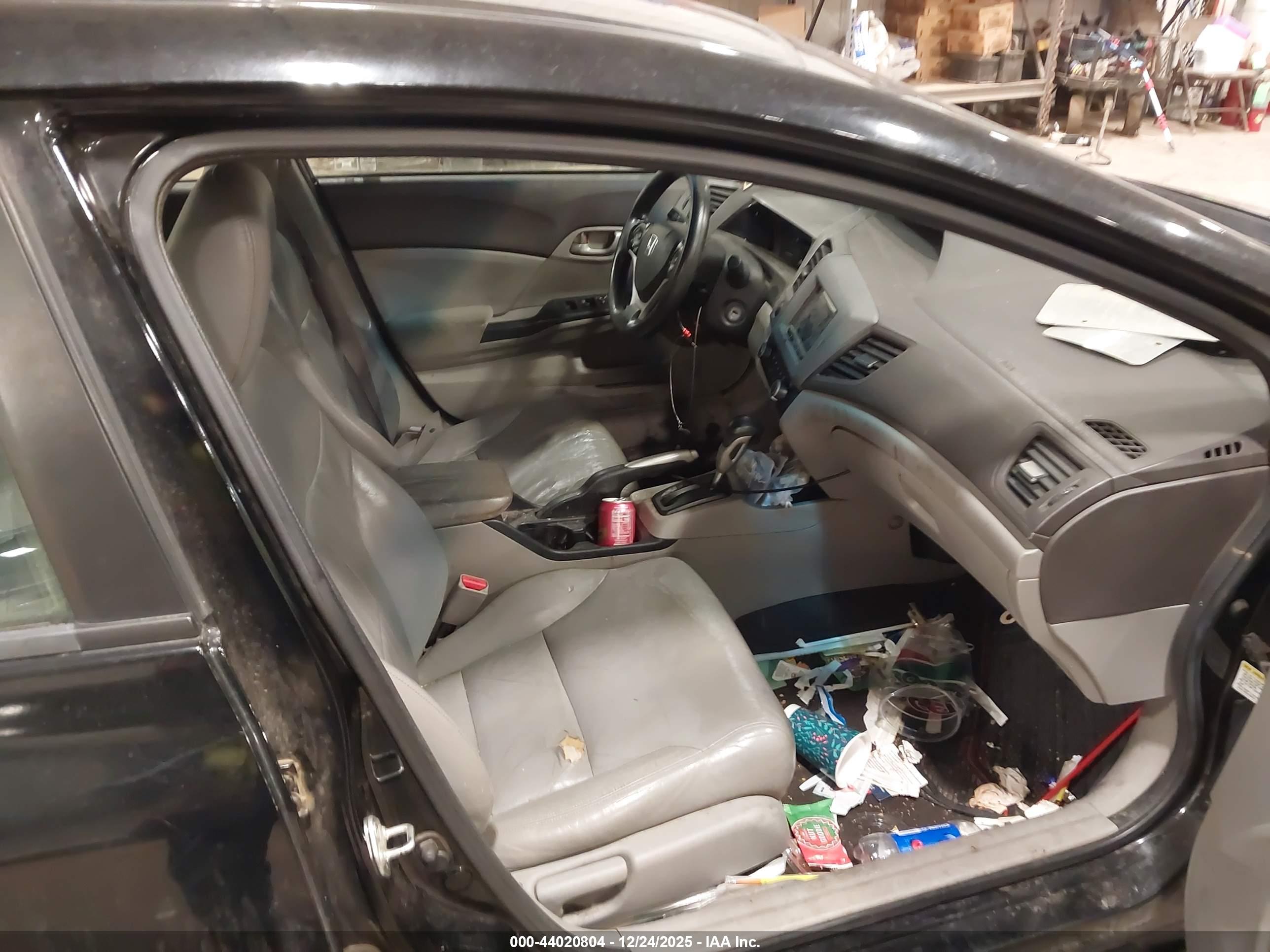 HONDA CIVIC image 5