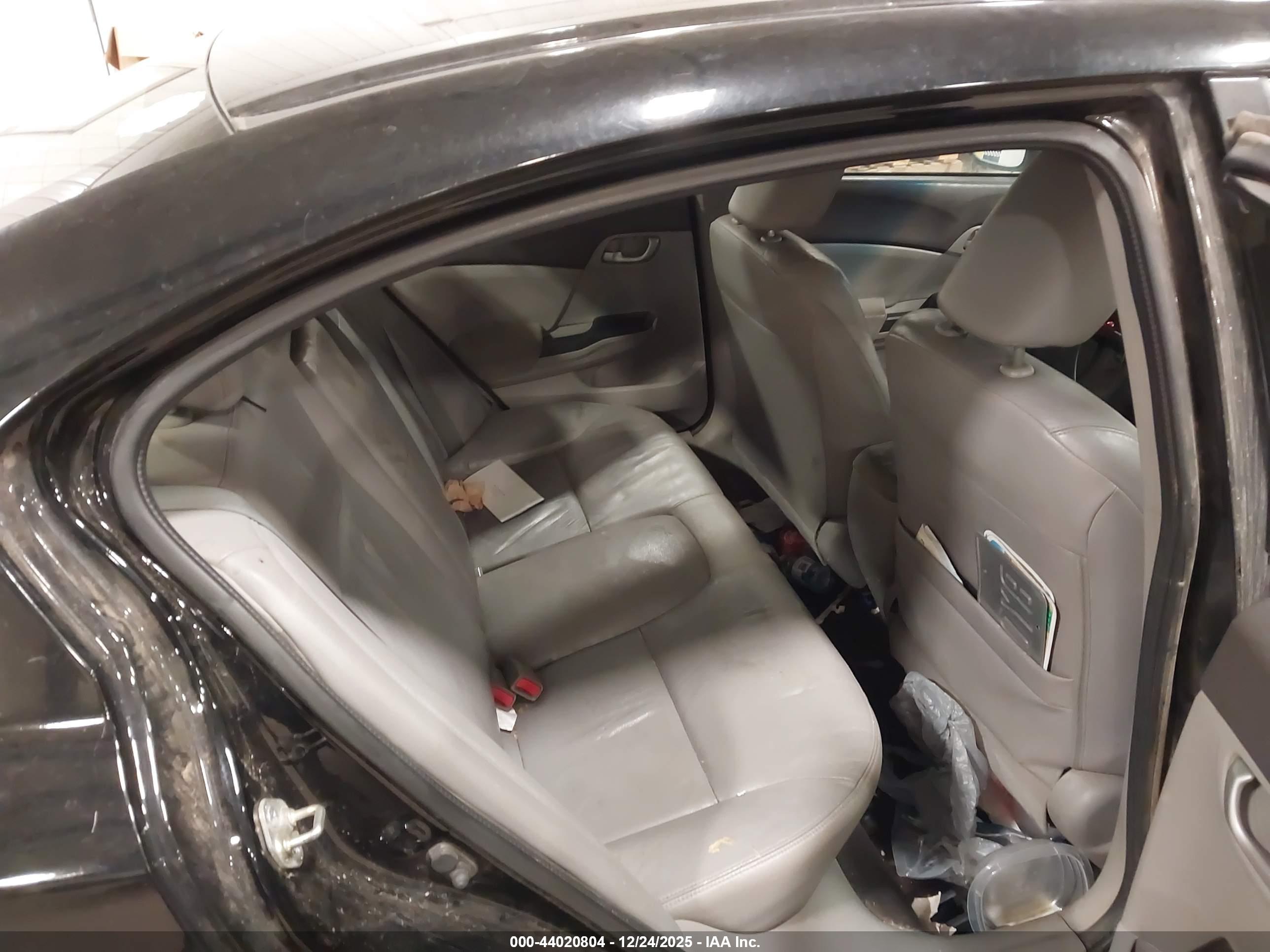 HONDA CIVIC image 8