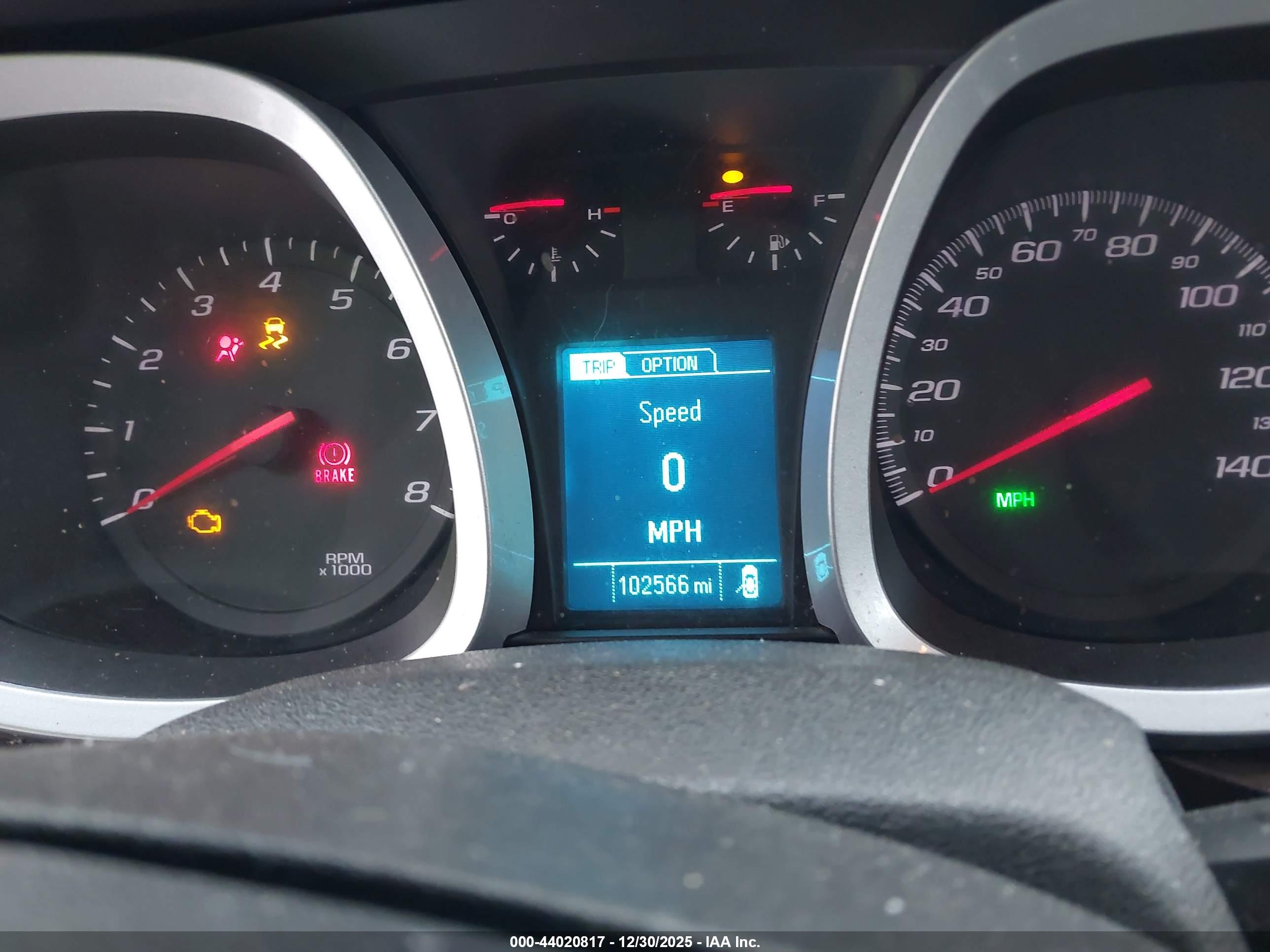 CHEVROLET EQUINOX image 7