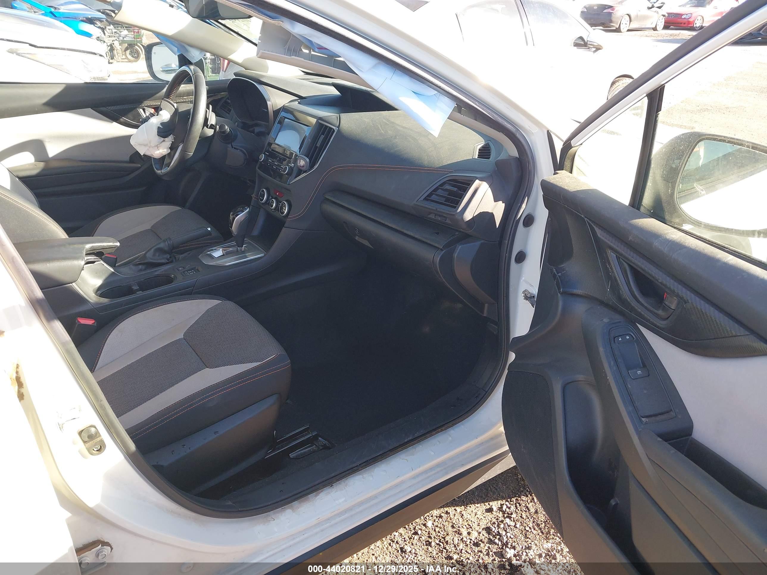 SUBARU CROSSTREK image 5