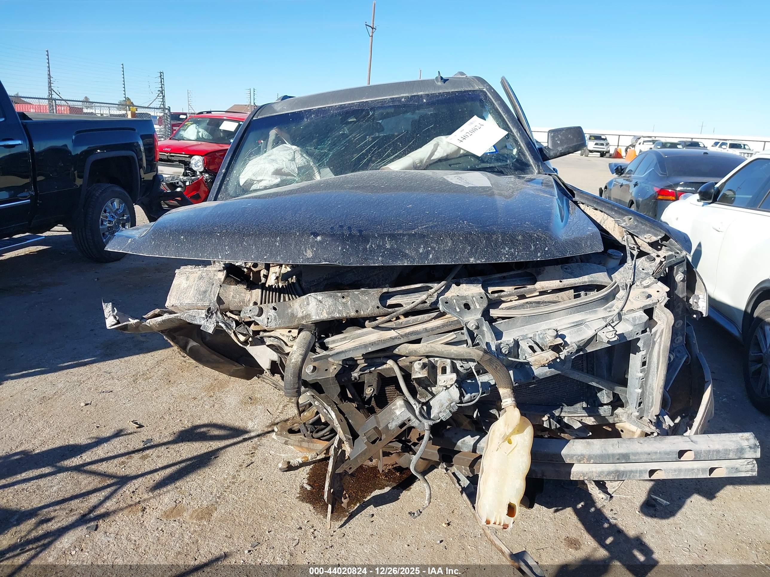 CHEVROLET TAHOE image 6