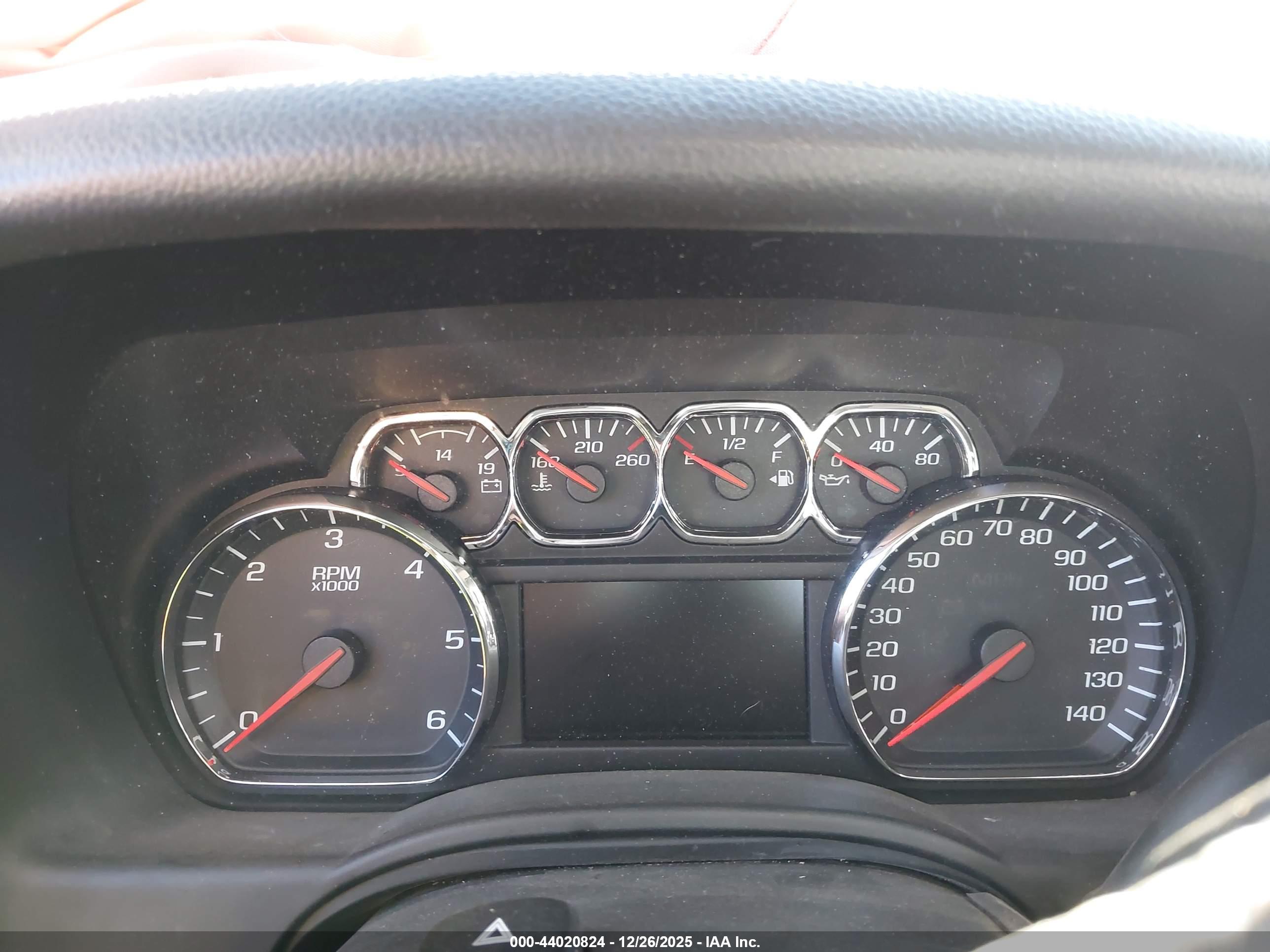 CHEVROLET TAHOE image 7