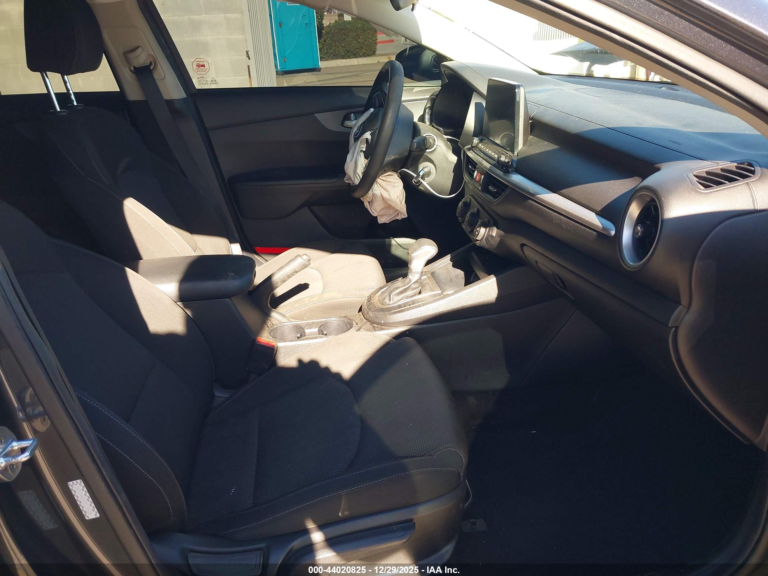 KIA FORTE image 5