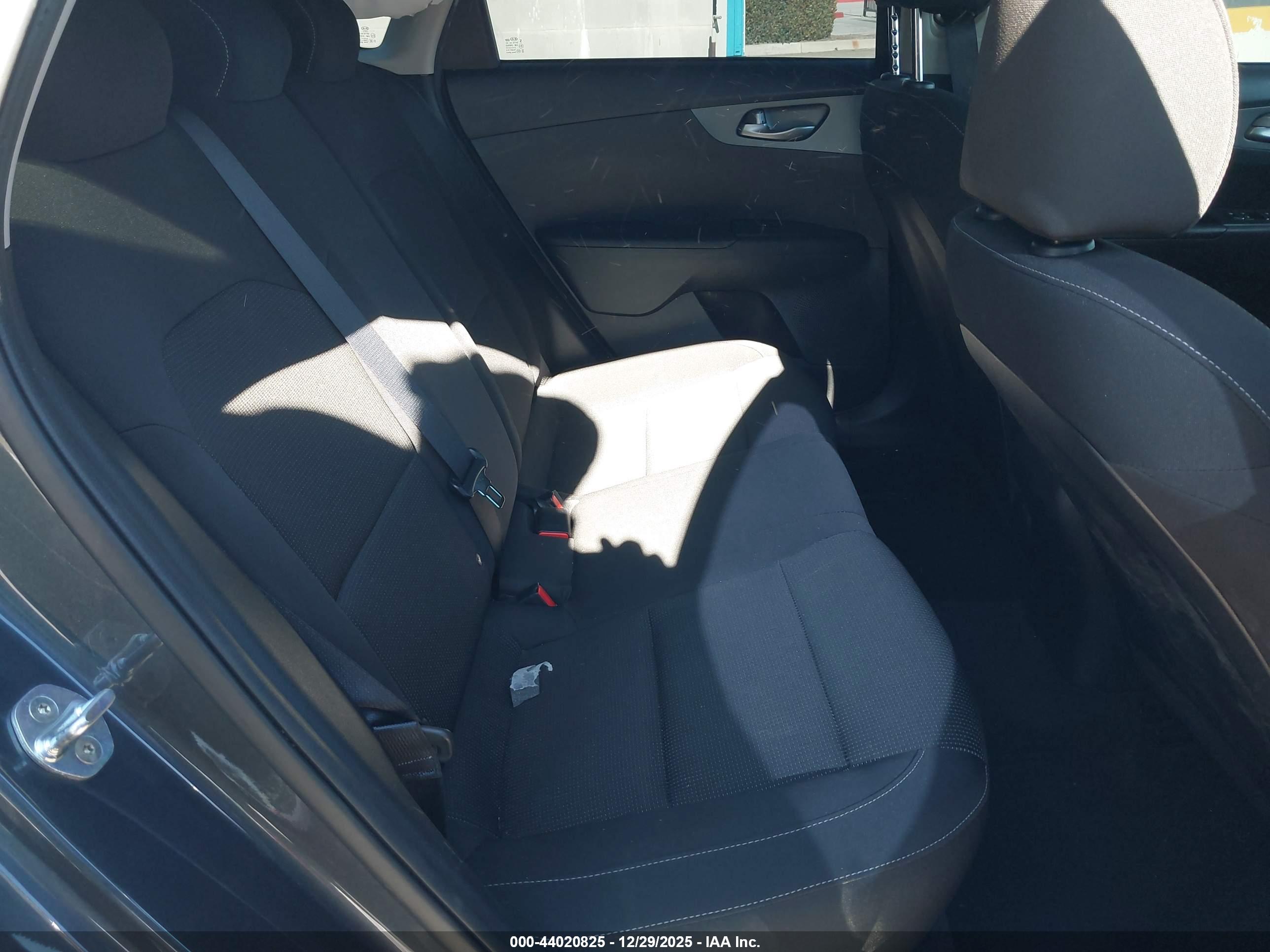 KIA FORTE image 8