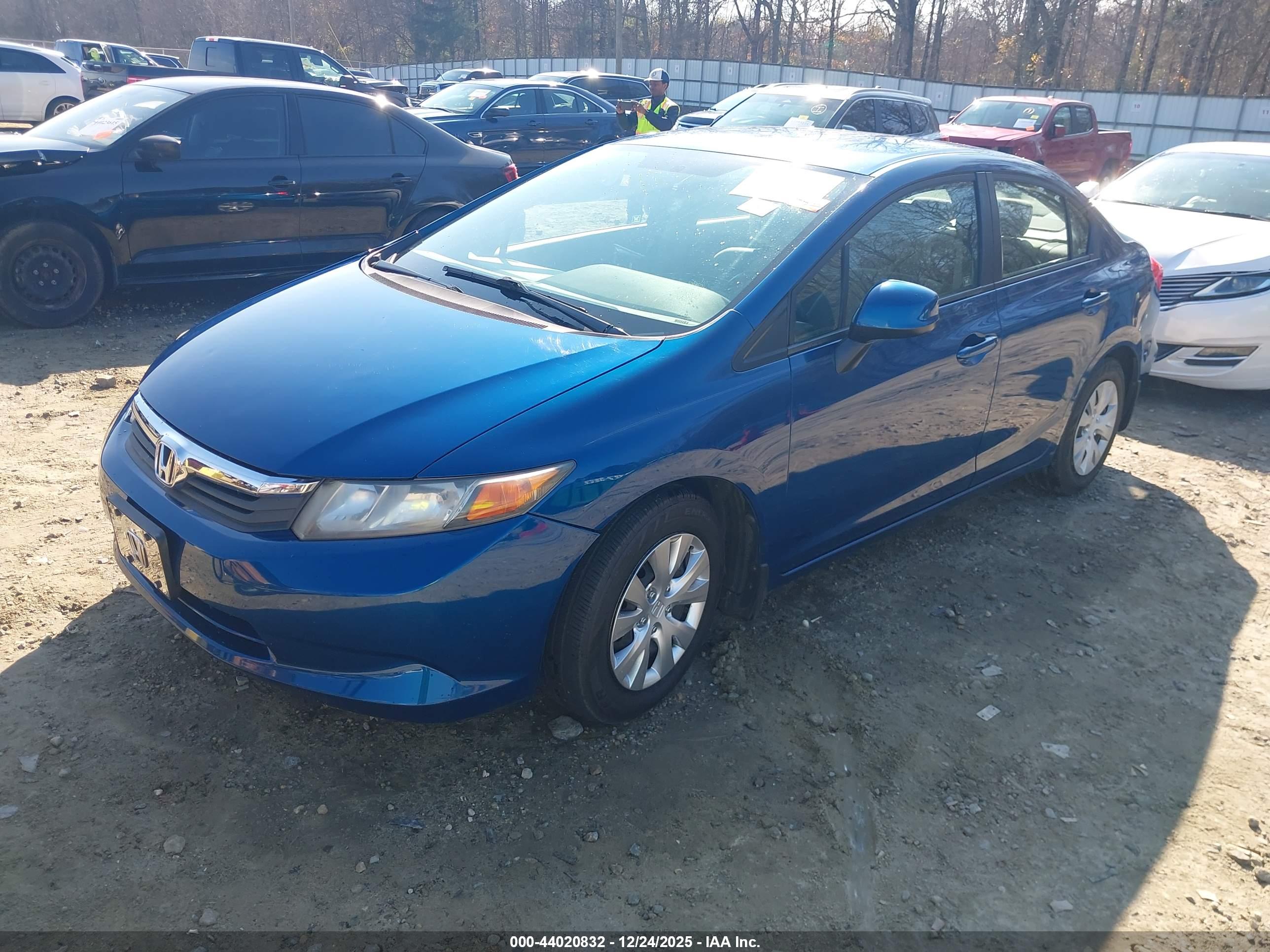 HONDA CIVIC image 2