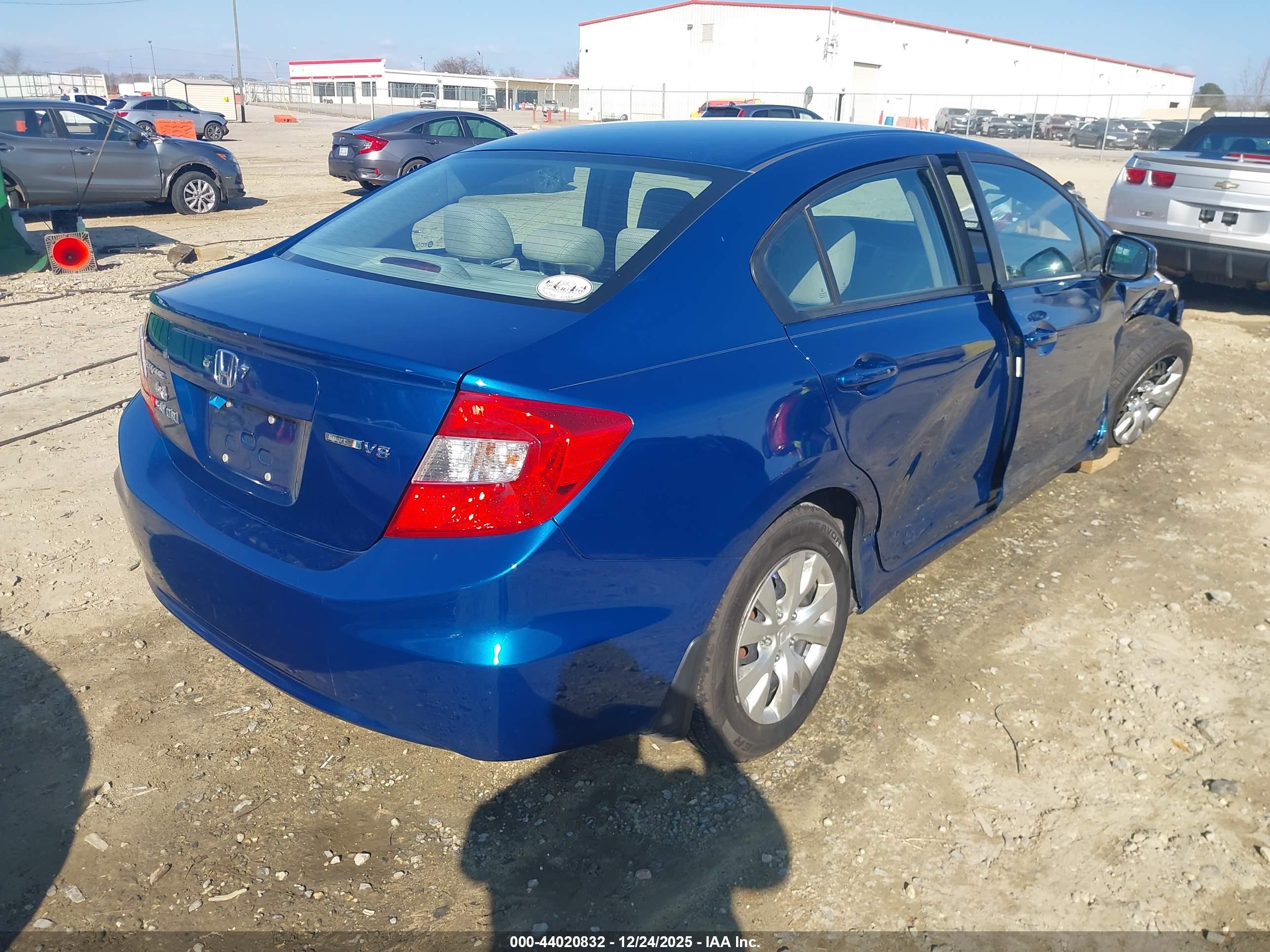 HONDA CIVIC image 4