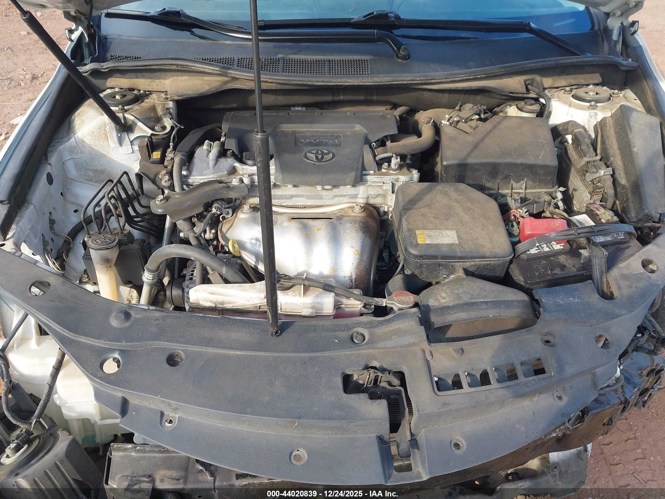 TOYOTA CAMRY image 10