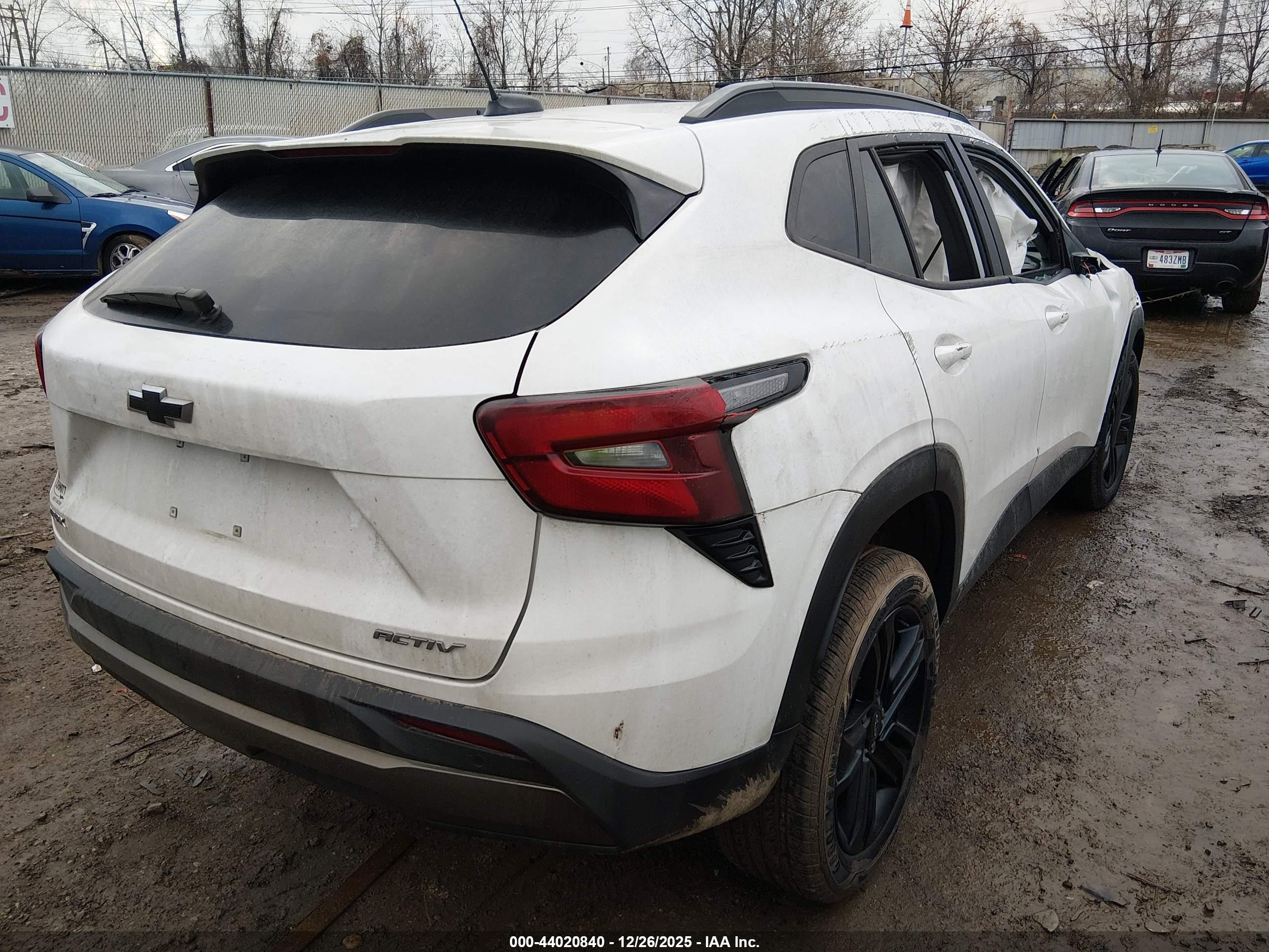 CHEVROLET TRAX image 4