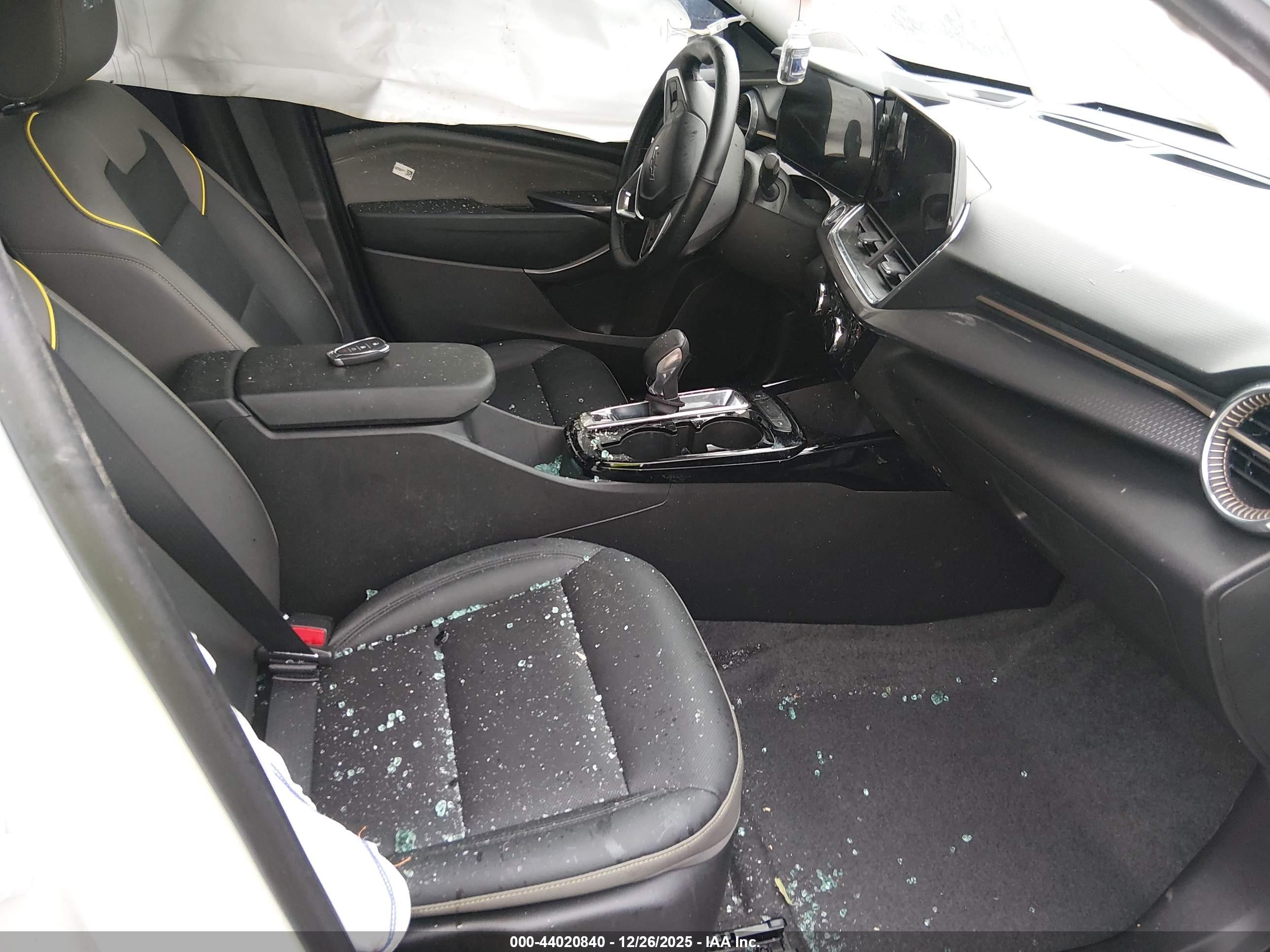 CHEVROLET TRAX image 5