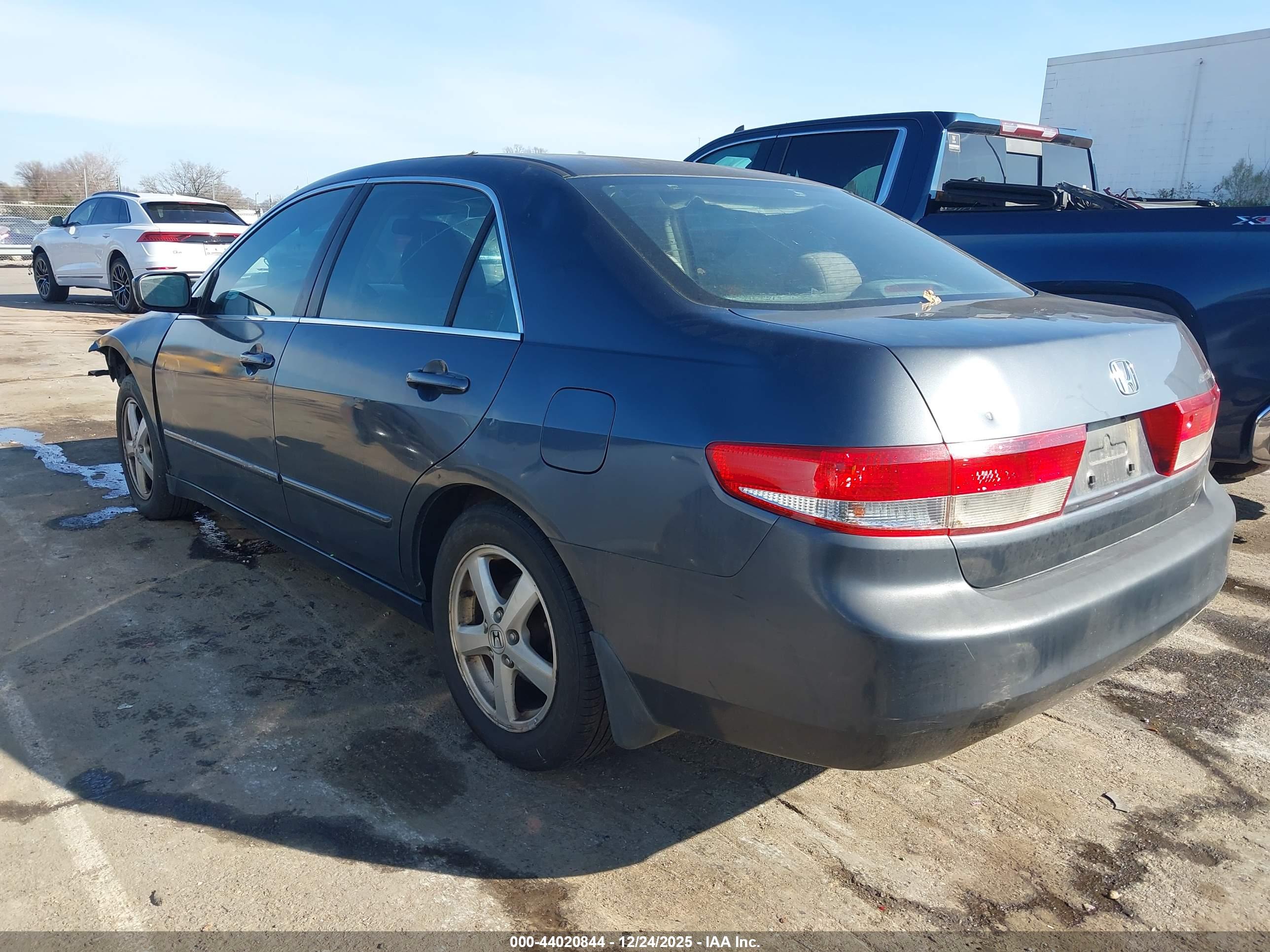 HONDA ACCORD image 3
