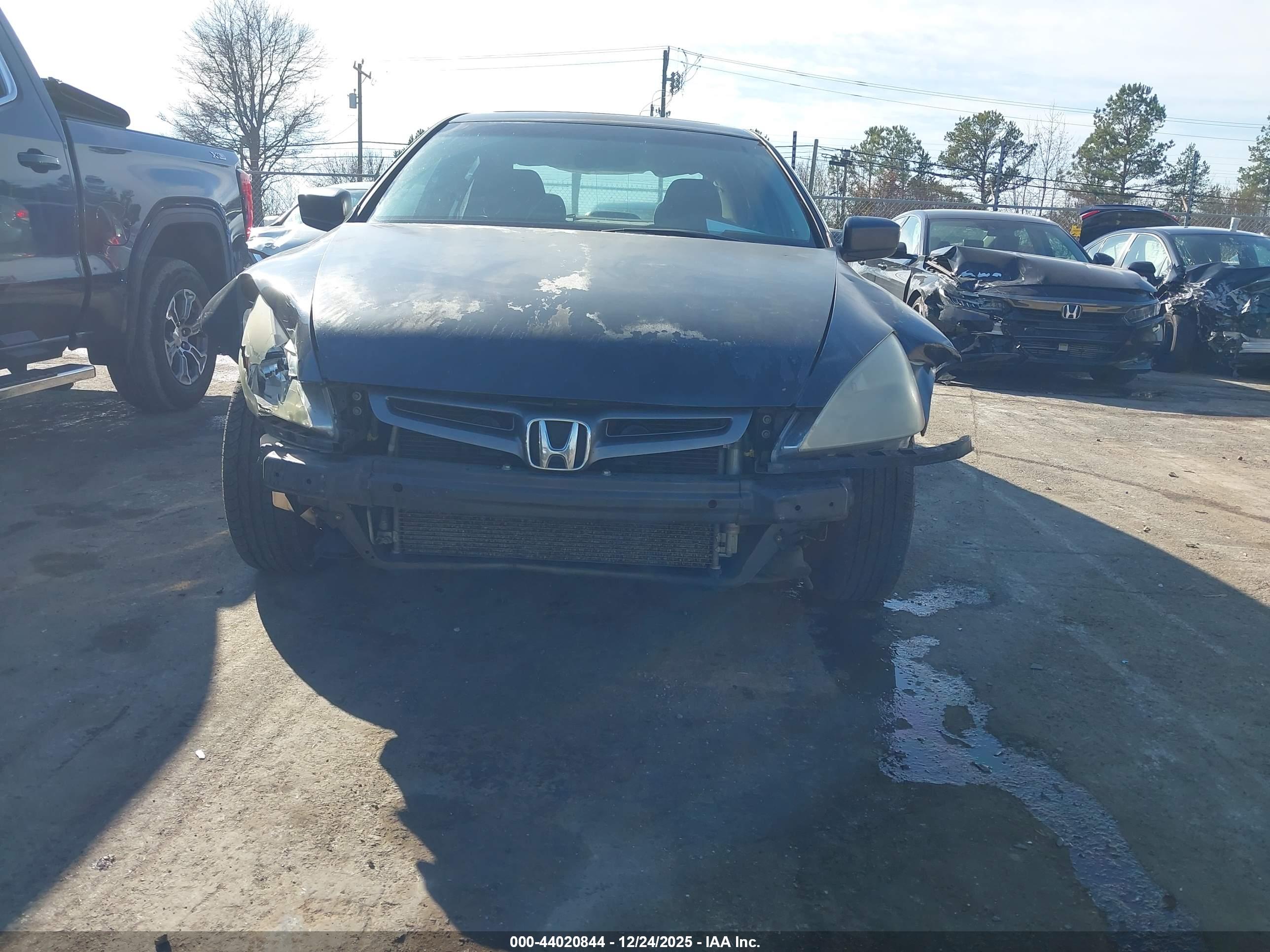 HONDA ACCORD image 6