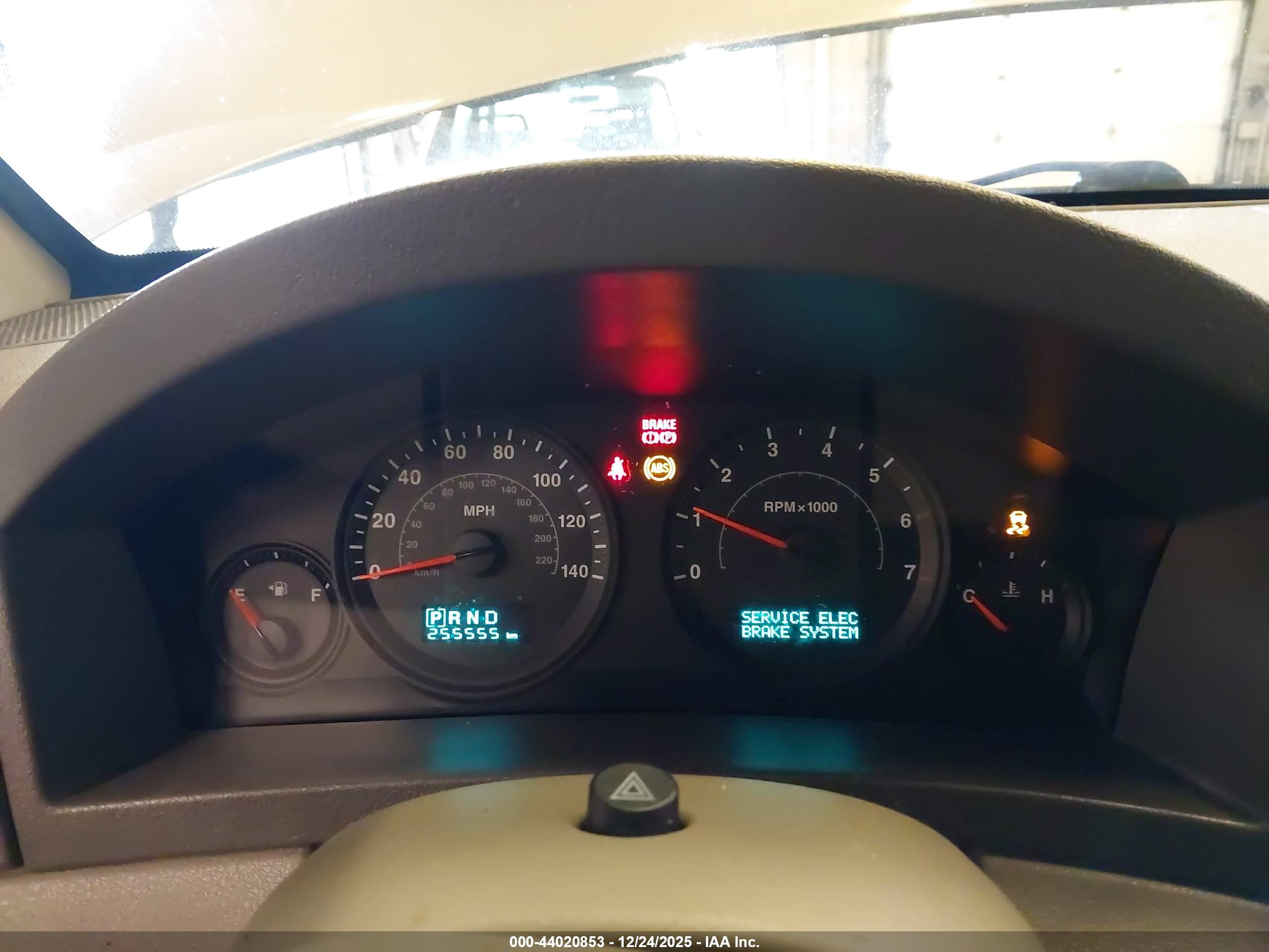 JEEP GRAND image 7