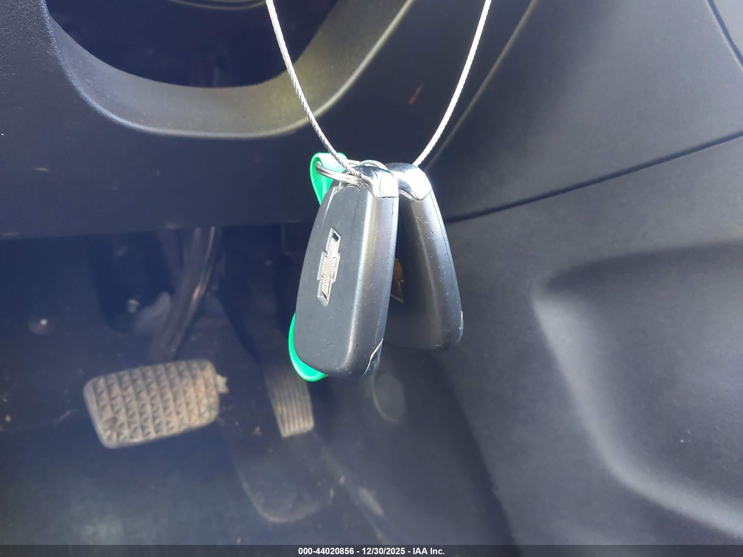 CHEVROLET EQUINOX image 11