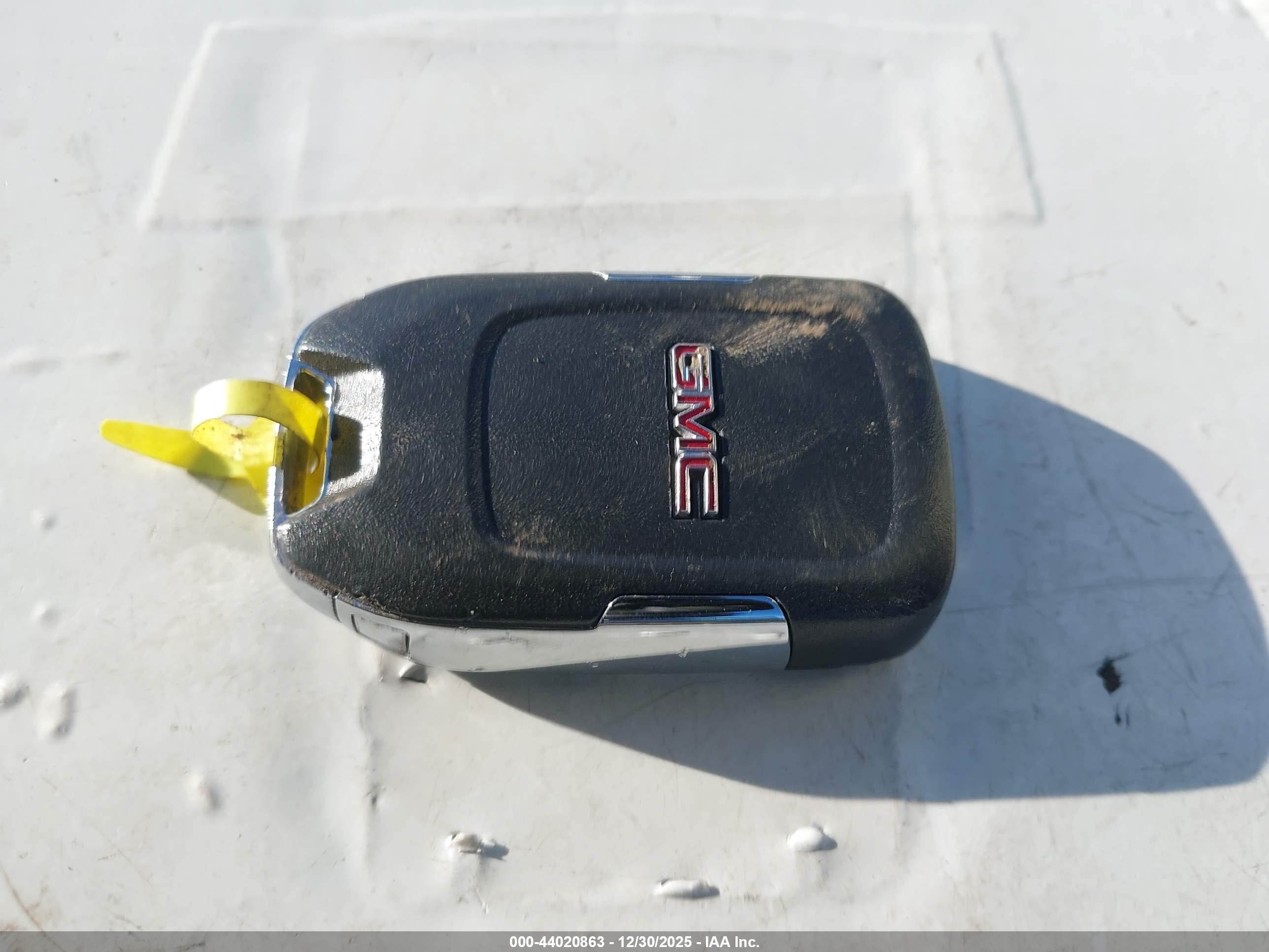 GMC ACADIA image 11