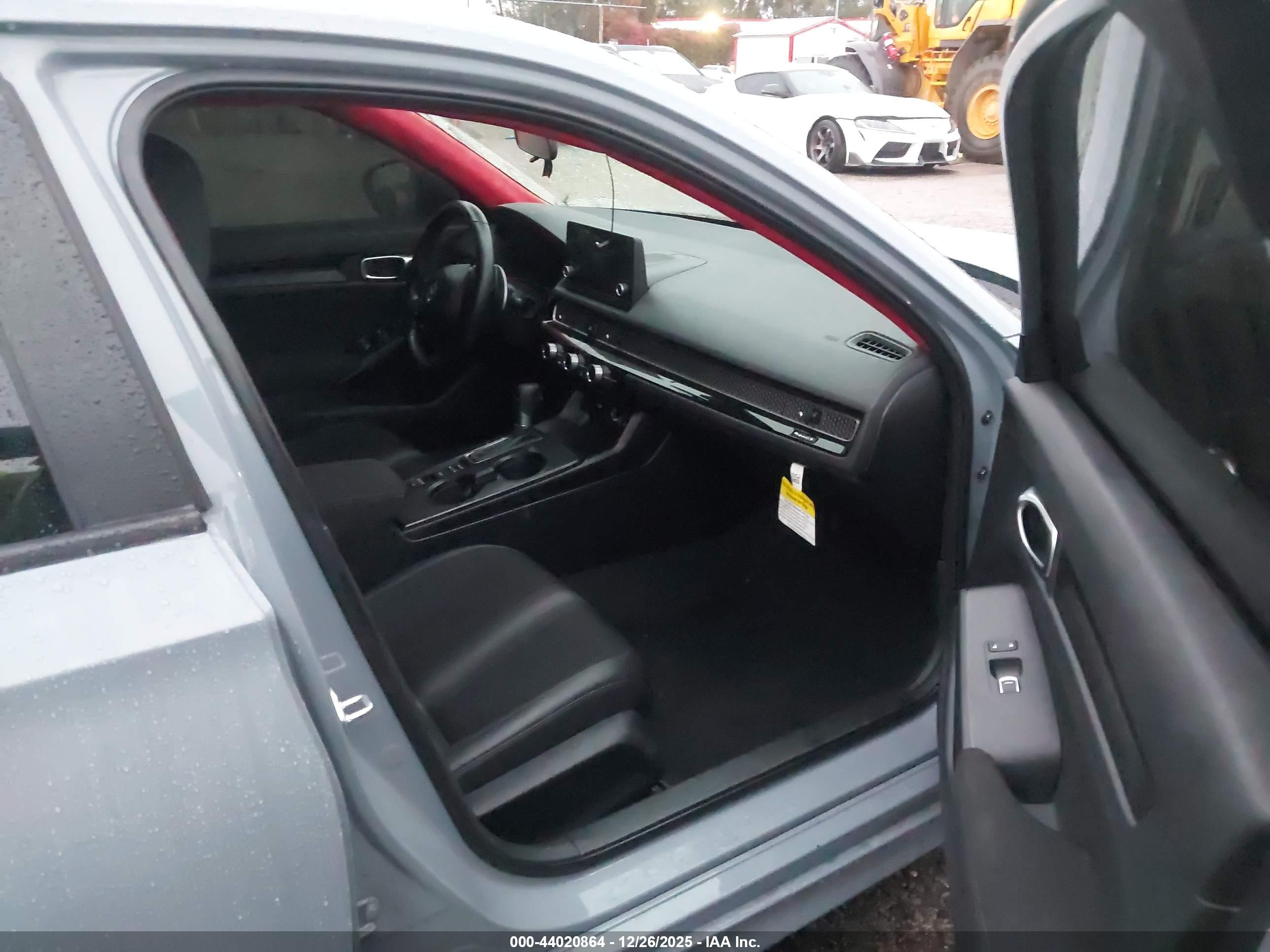 HONDA CIVIC image 5