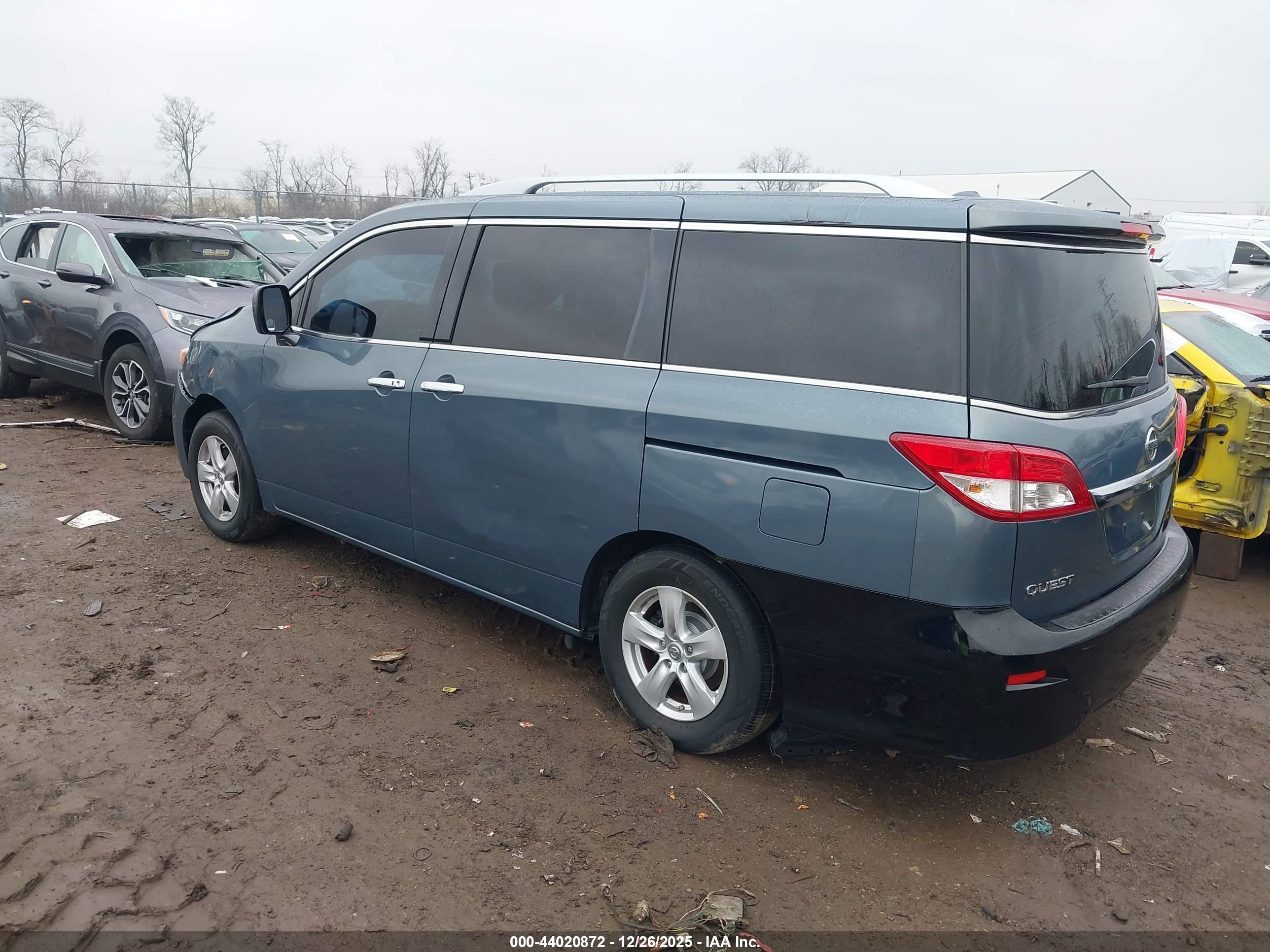 NISSAN QUEST image 3