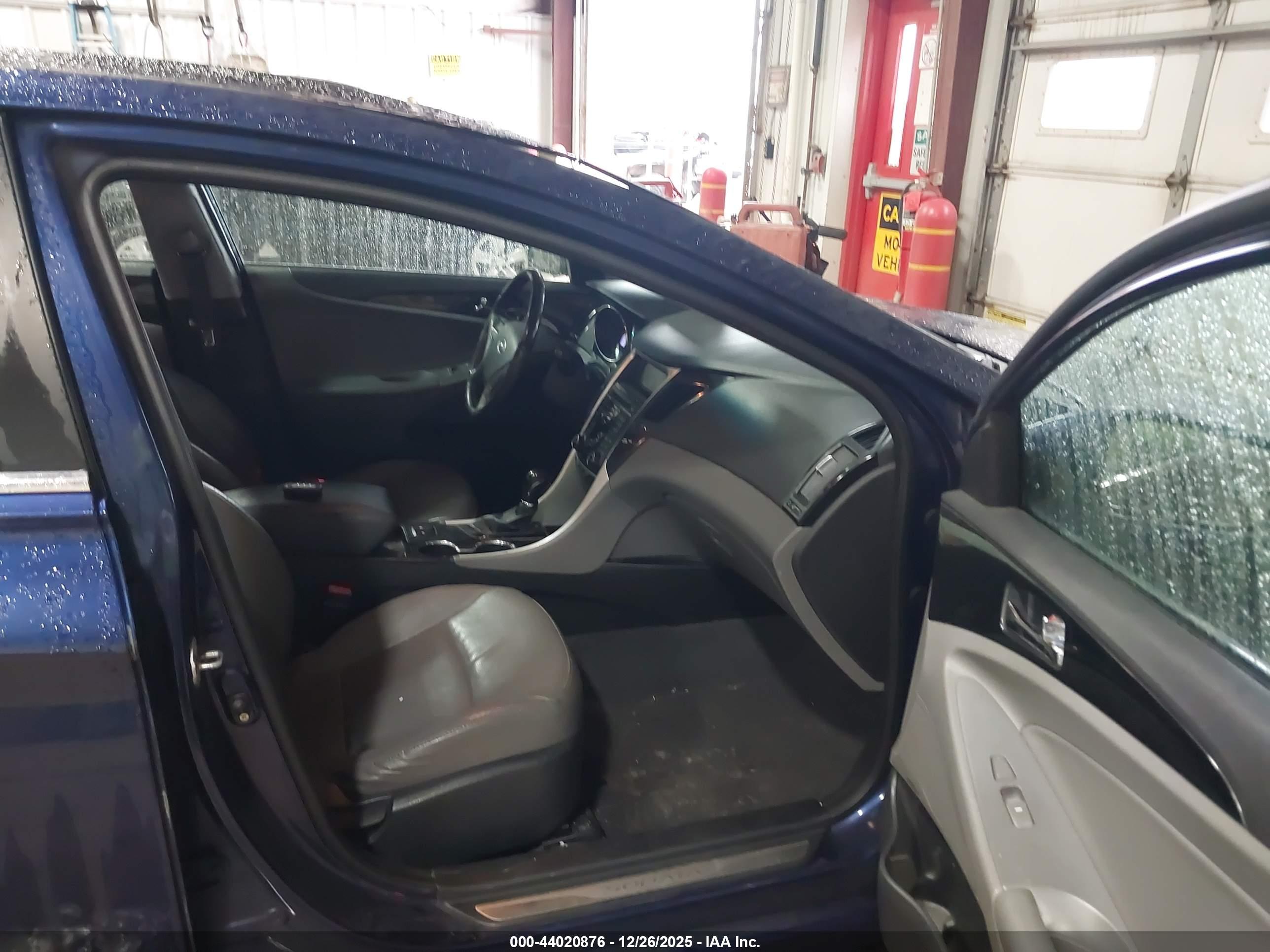 HYUNDAI SONATA image 5