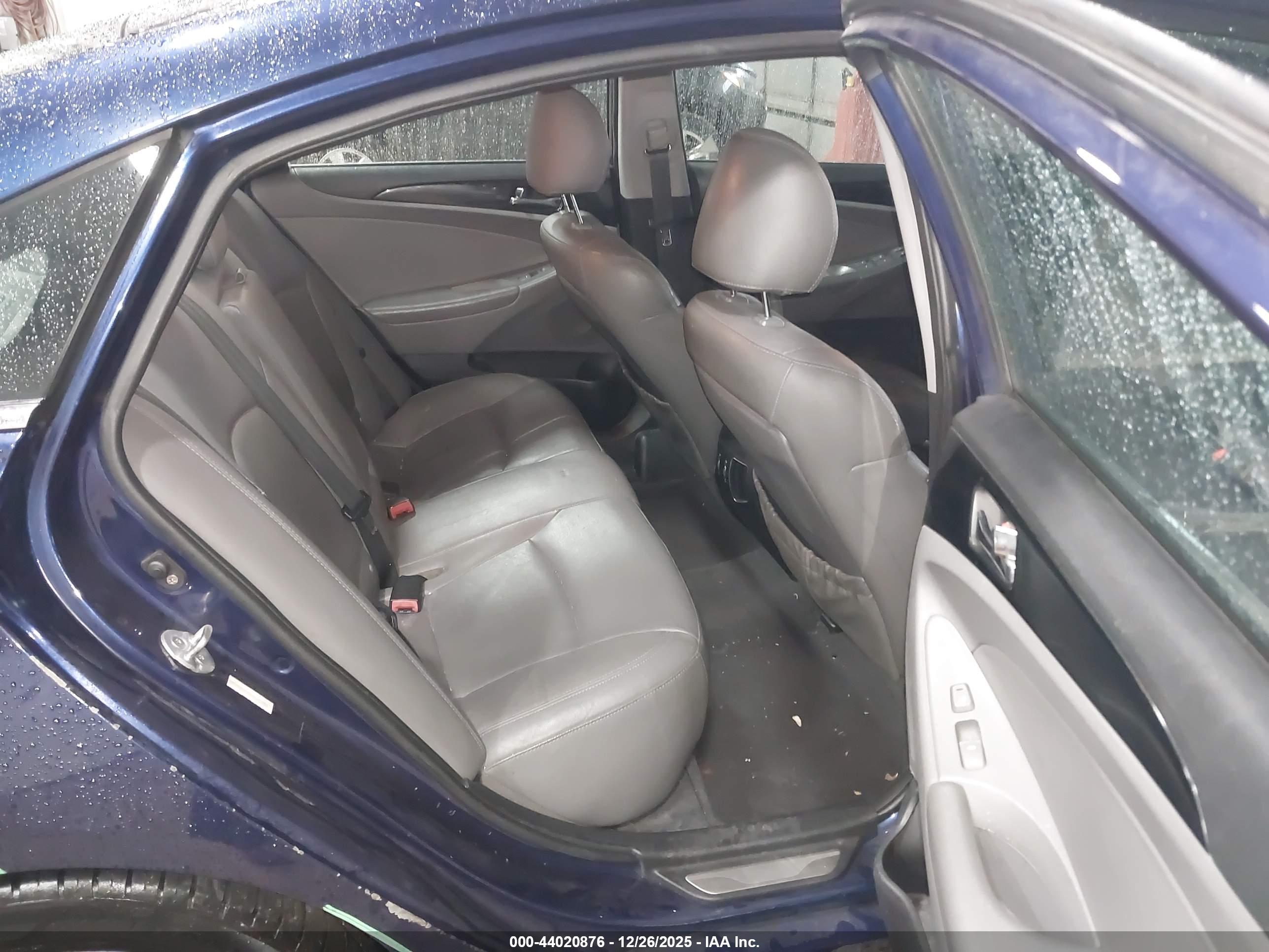 HYUNDAI SONATA image 8
