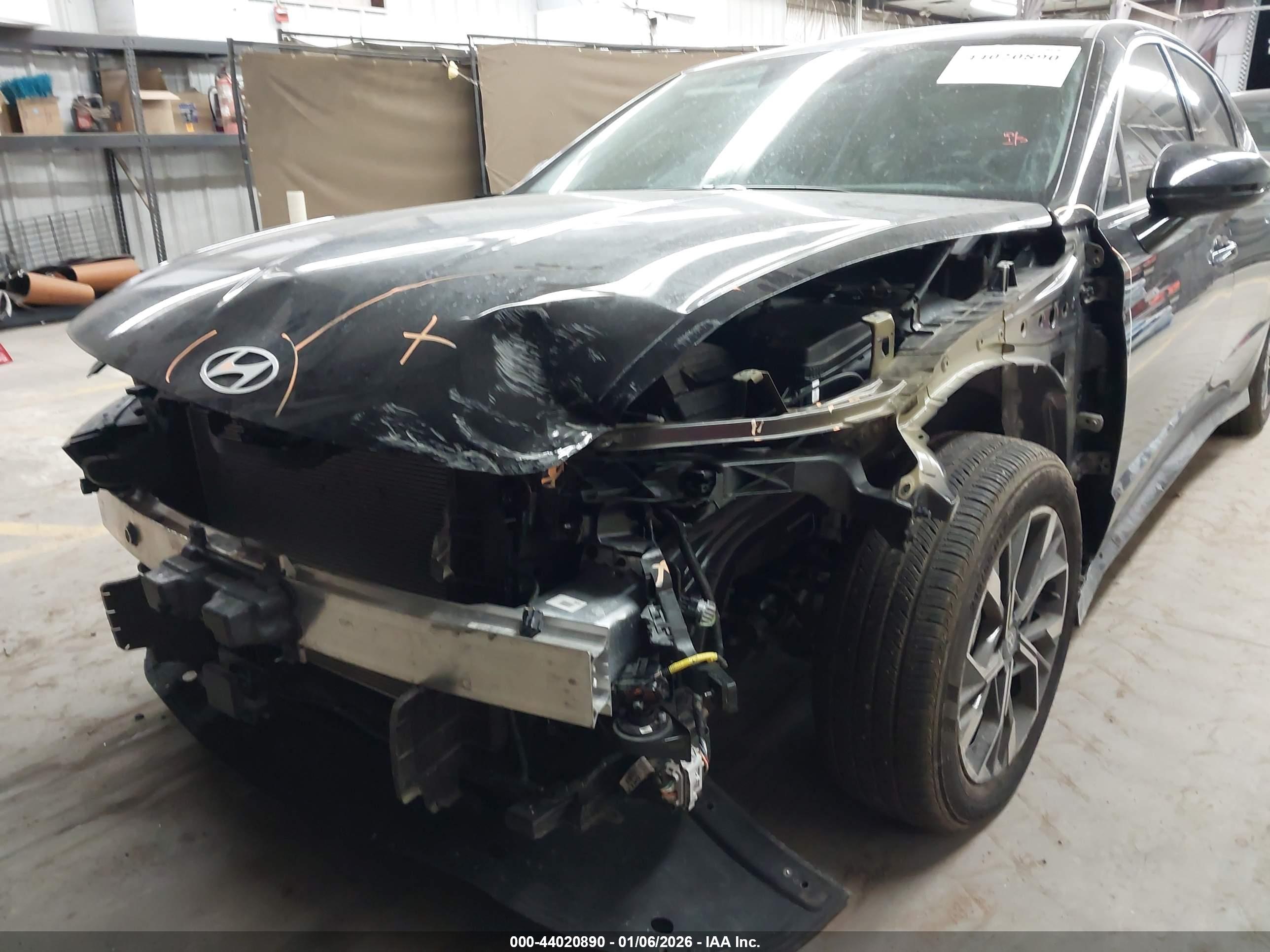 HYUNDAI SONATA image 6