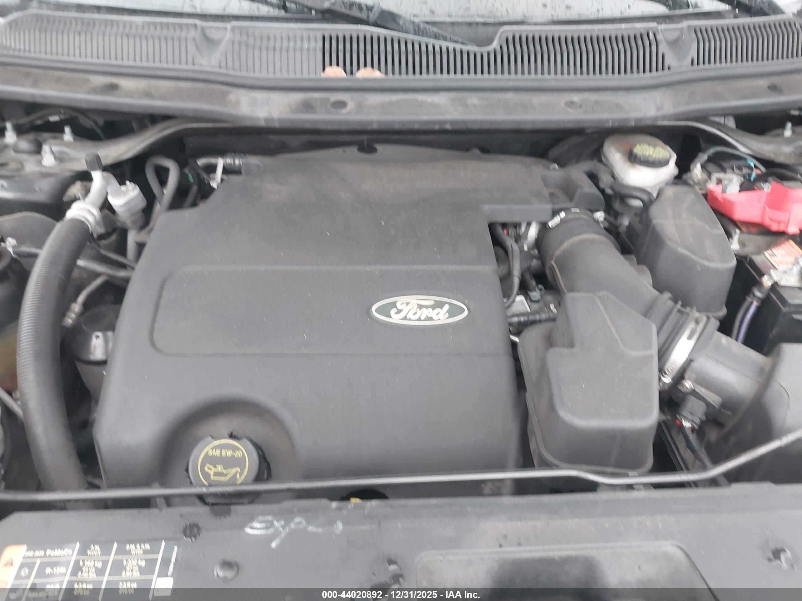 FORD EXPLORER image 10