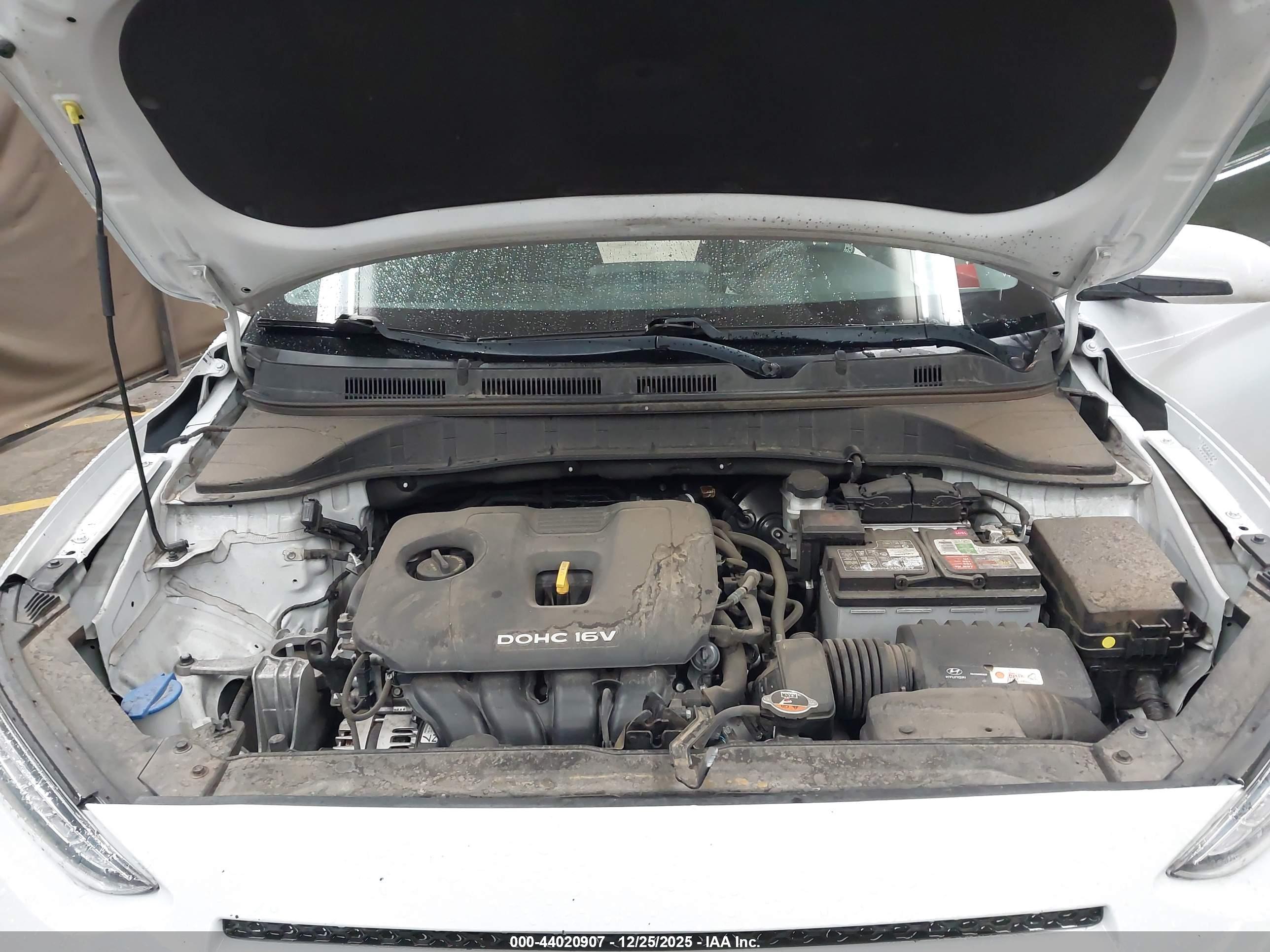 HYUNDAI KONA image 10