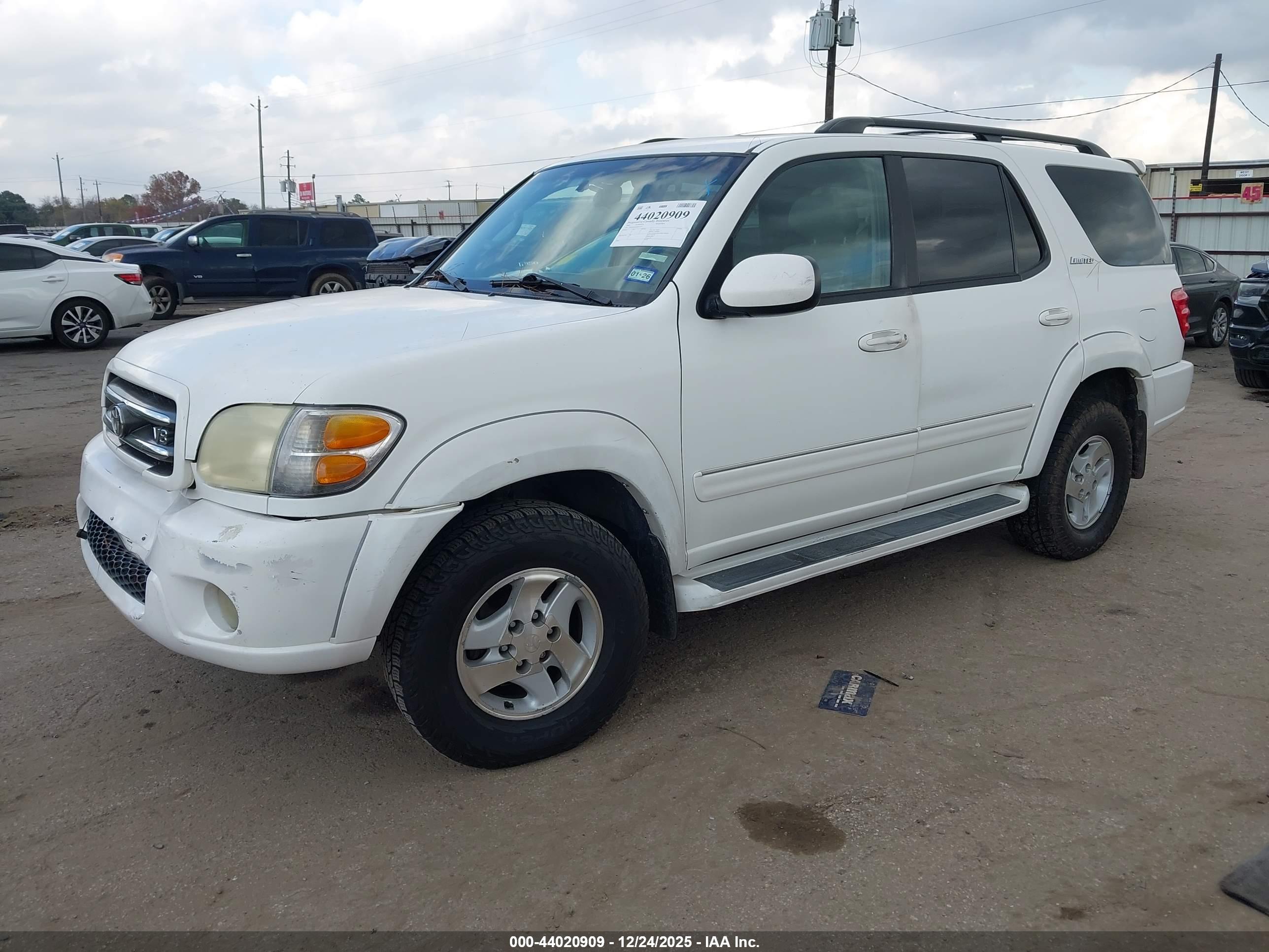 TOYOTA SEQUOIA image 2