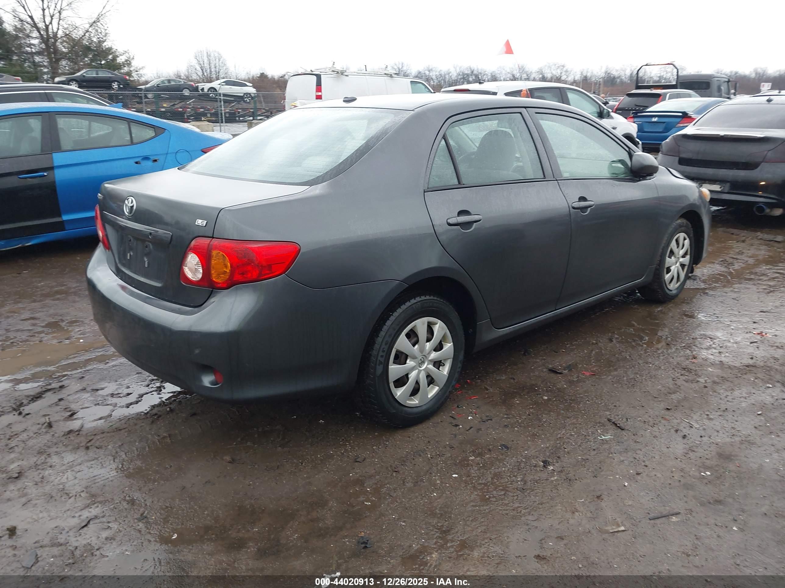 TOYOTA COROLLA image 4