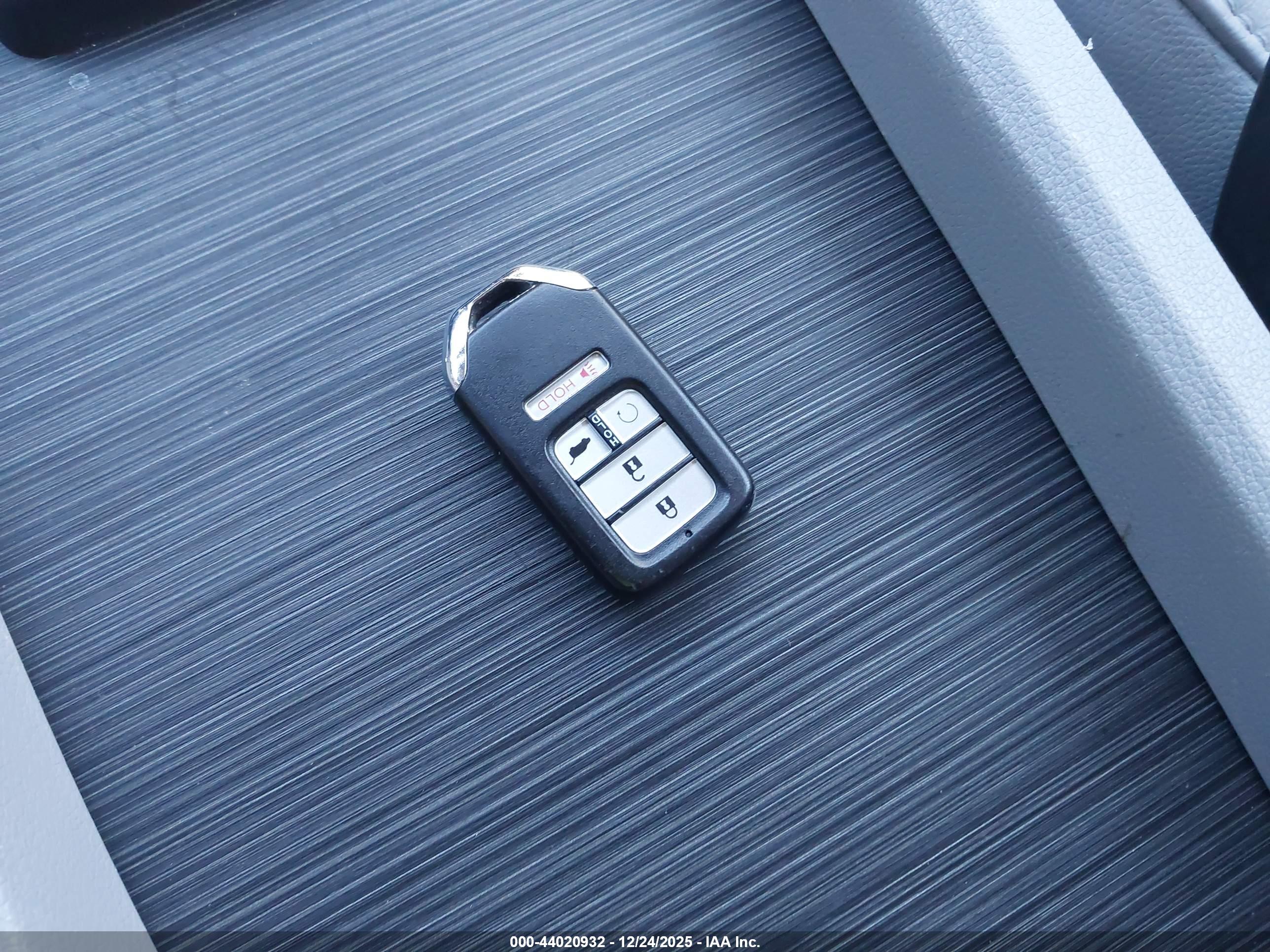 HONDA PILOT image 11
