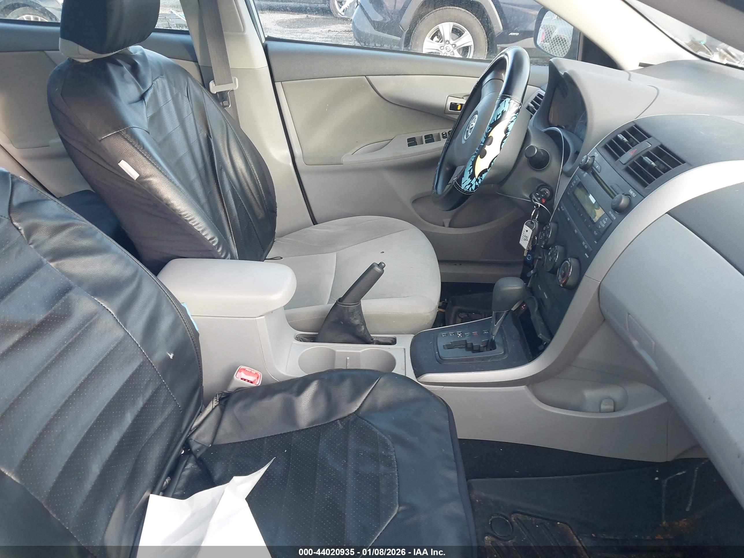 TOYOTA COROLLA image 5