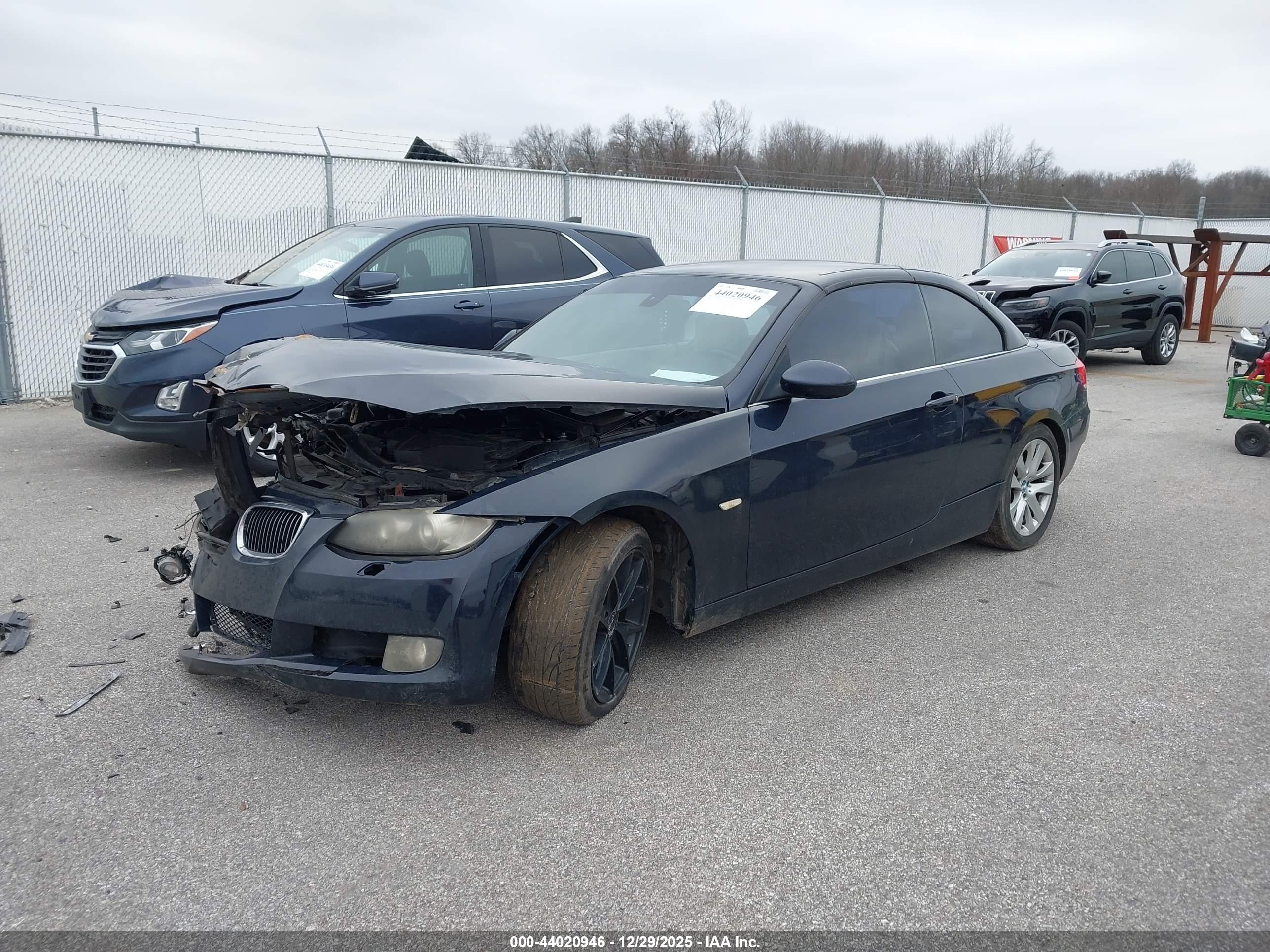BMW 328I image 2